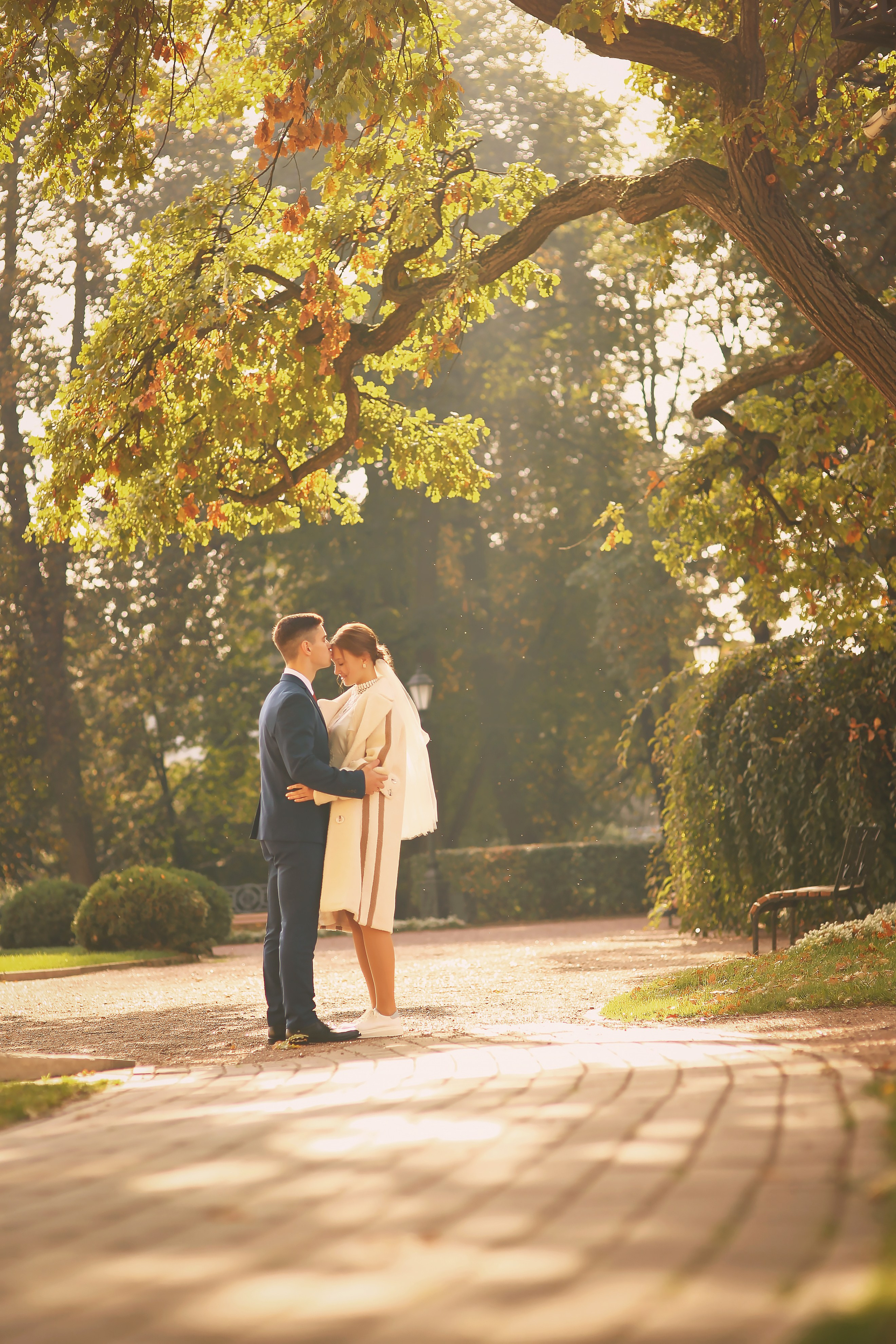 Съемка пары в осеннем городе и в студии. Свадебный и репортажный фотограф в Ярославле и Санкт-Петербурге Роман Микрюков