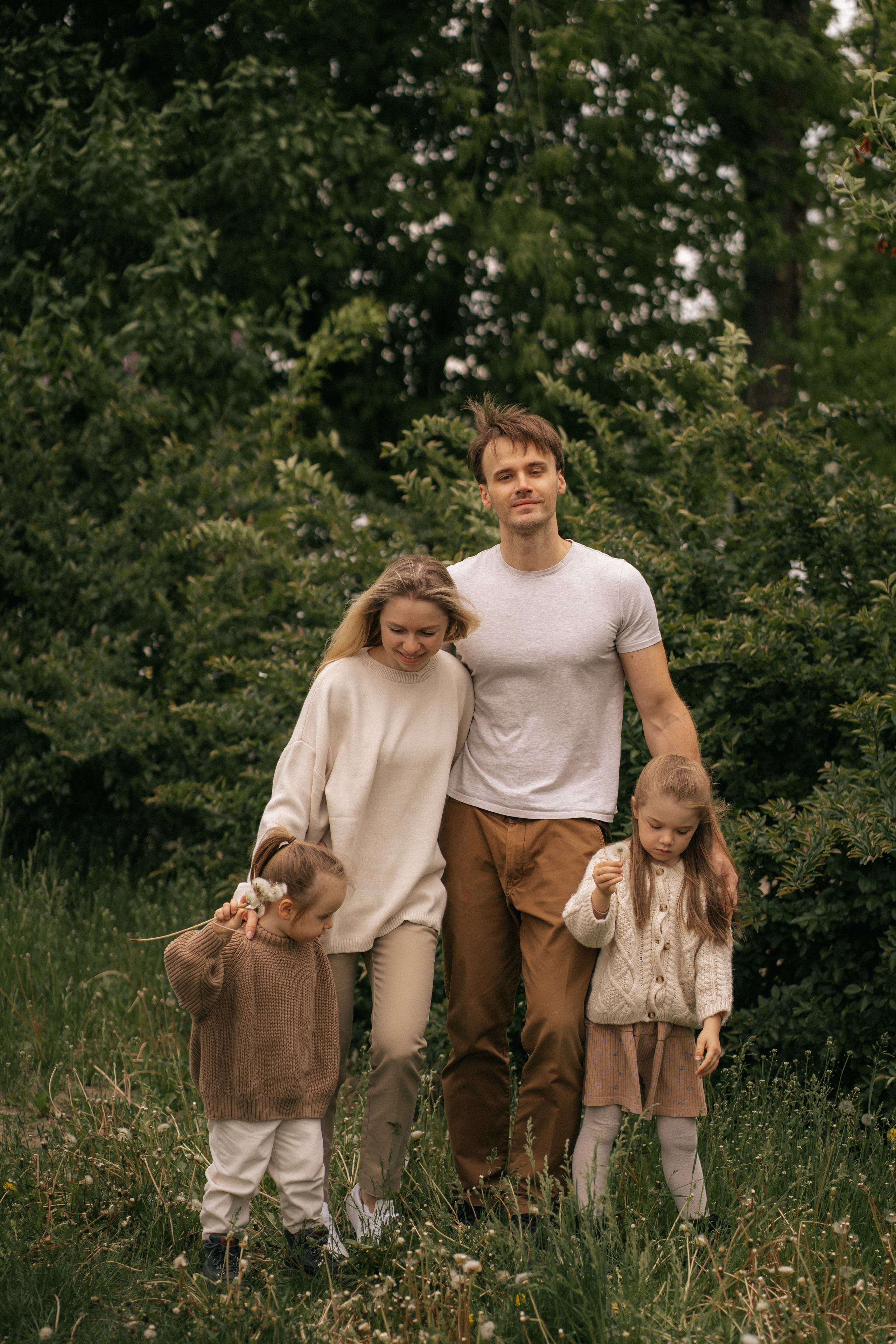 Света, Вася, Аня, Диана. Семейный фотограф Москва