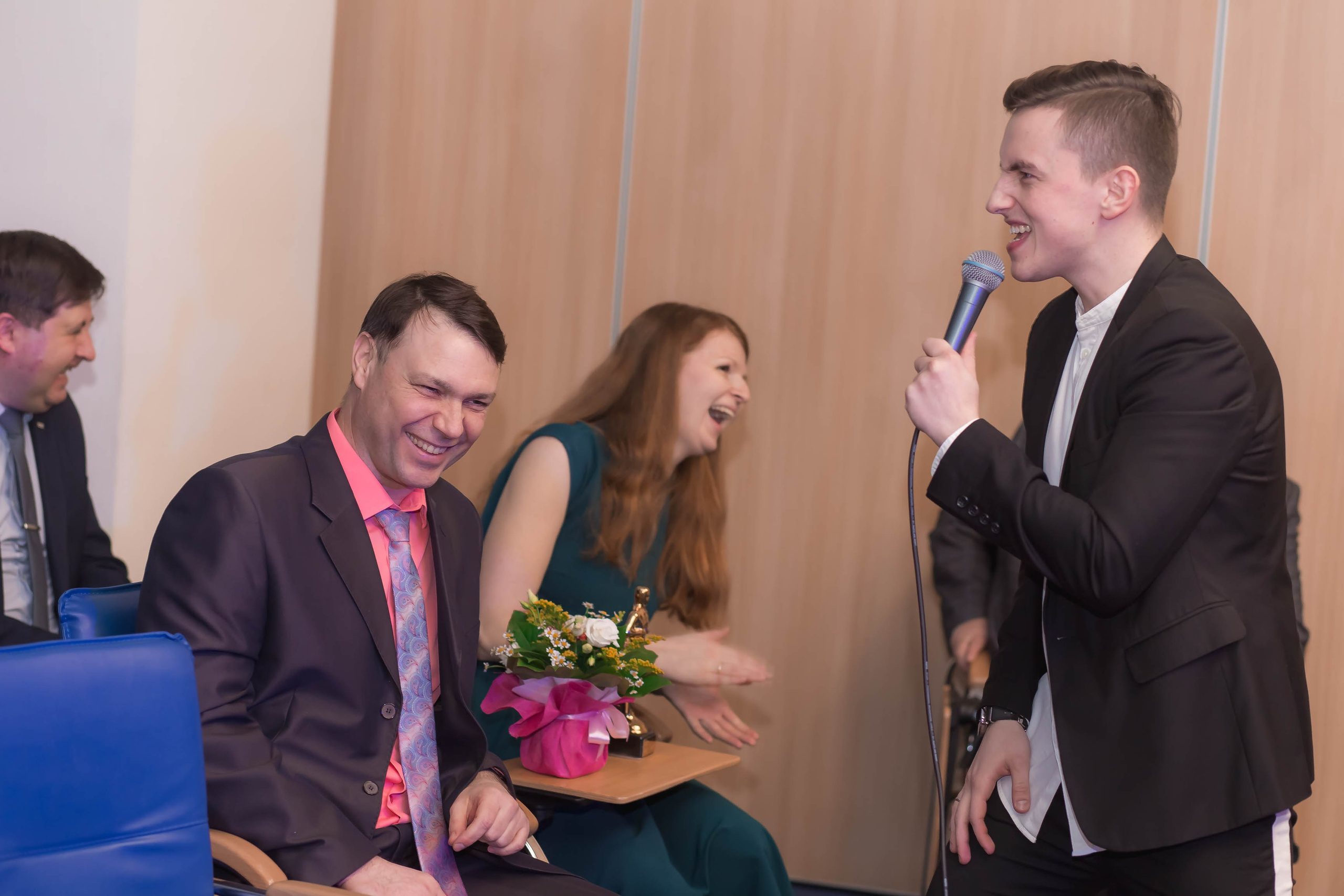 Фотосьёмка мероприятий. Свадебный фотограф в Тюмени Скатов Виктор