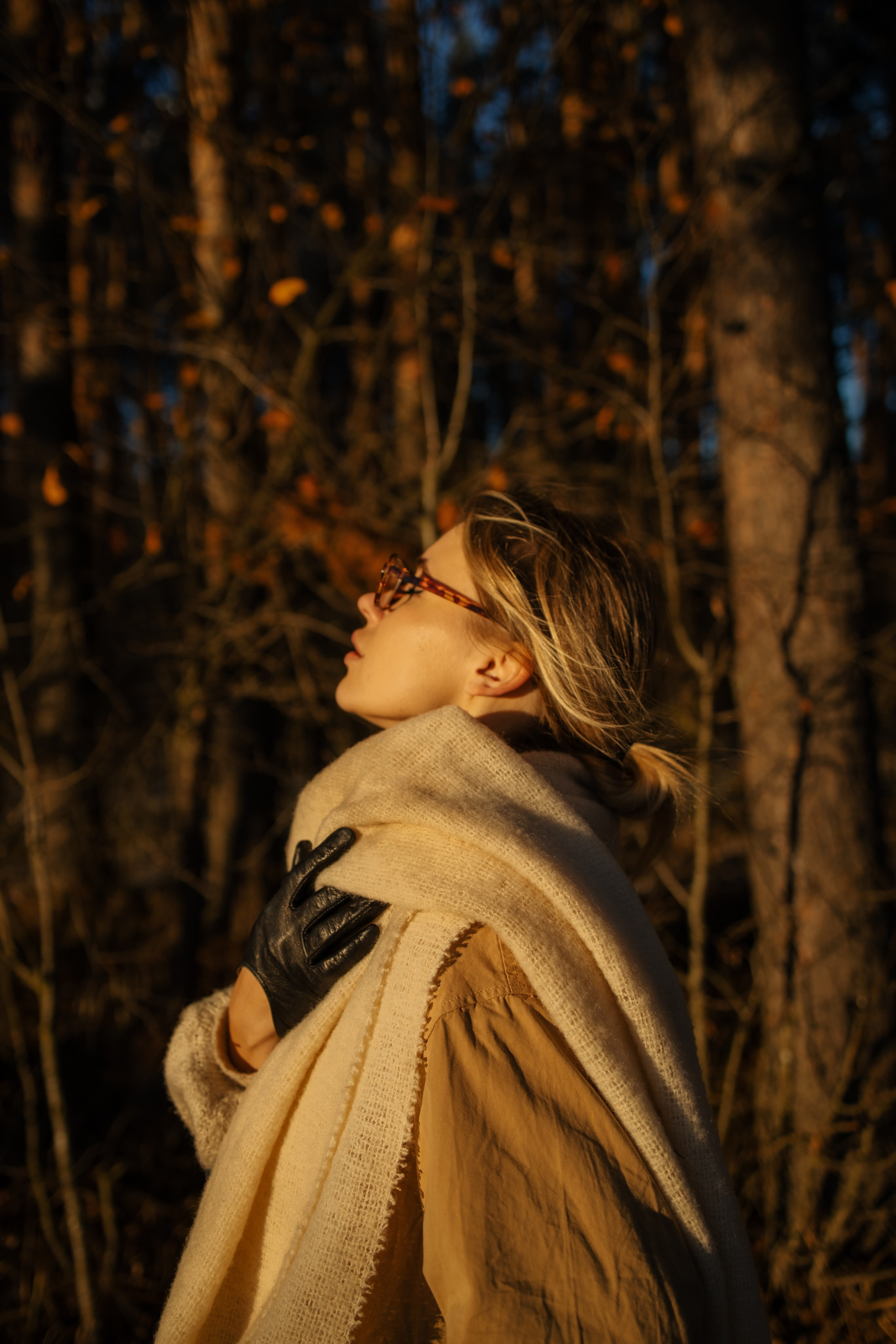 Фотосессия на ранчо зимой с красивой девушкой. Фотограф Углич и Ярославль Ольга Тятюшкина