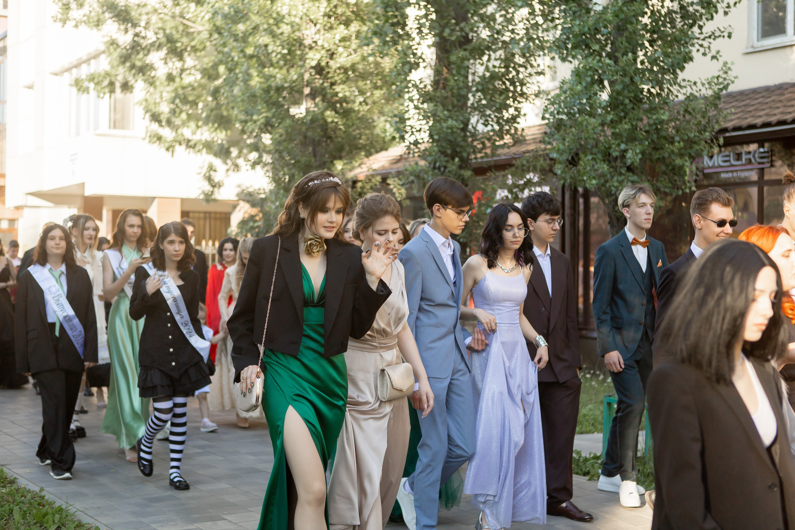 Выпускной Гимназия 12 2024 г. Свадебный и портретный Фотограф в Липецке Дмитрий Котюков