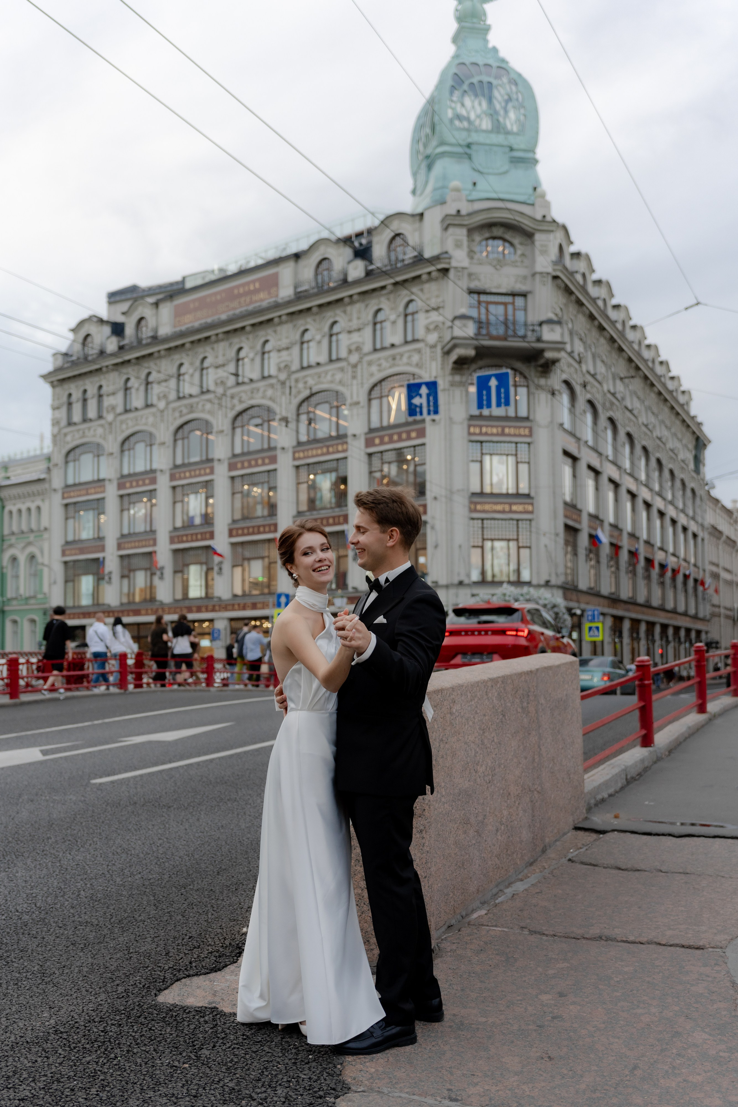 Свадебная съемка на закате. Свадебный фотограф Александр Невский в Санкт-Петербурге