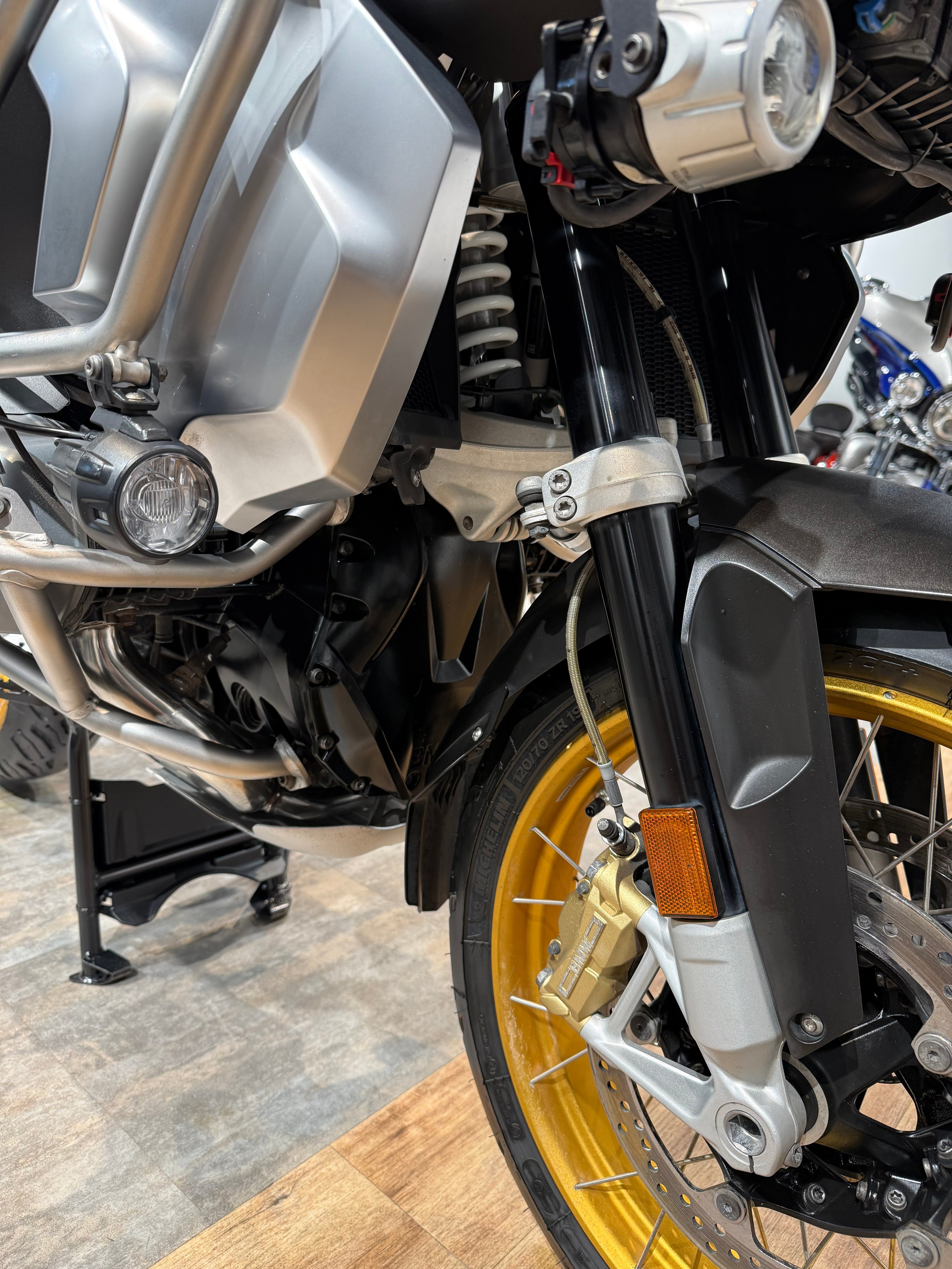 BMW R1250GS ADV Rallye HP. Hello Davidson, Москва. Только хорошие мотоциклы…