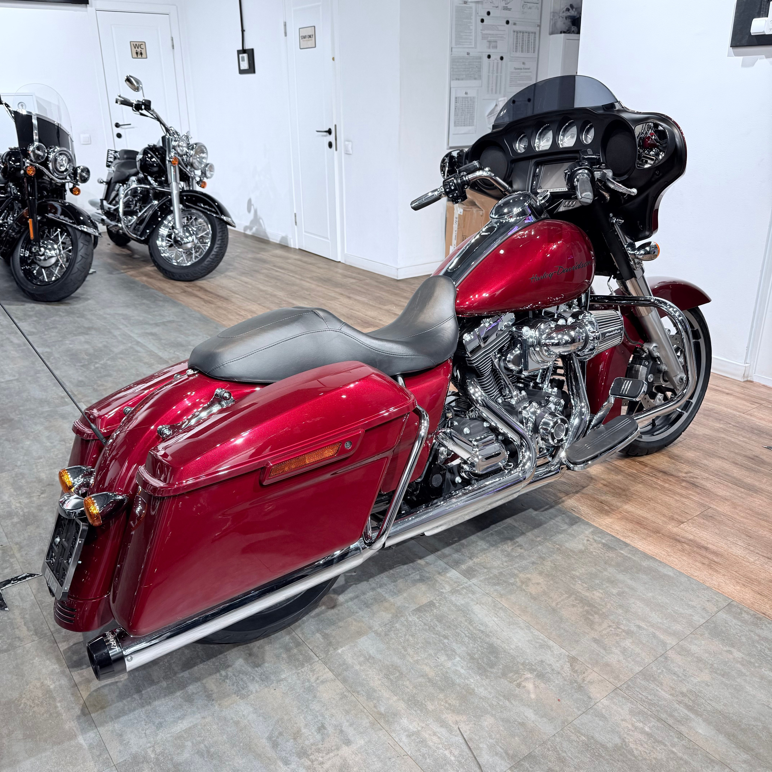 2013 Strееt Glide 103 ABS Сhеrry Реаrl. Hello Davidson, Москва. Только хорошие мотоциклы…
