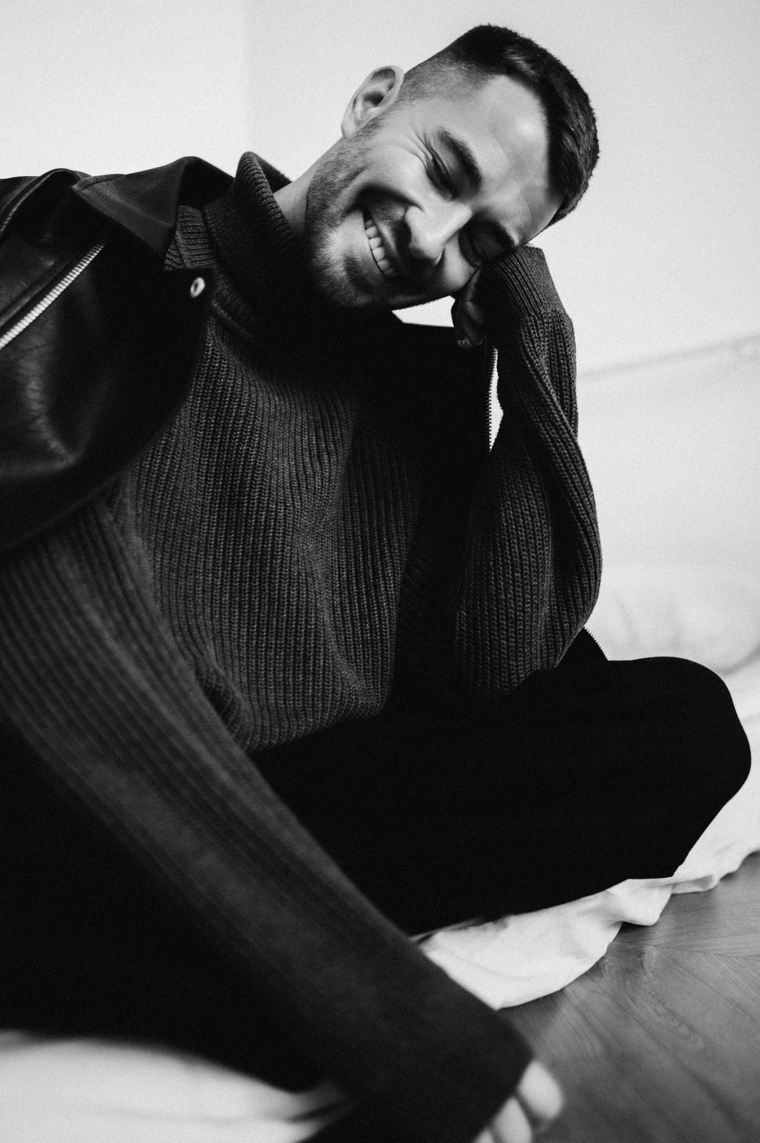 Антон студия Спб (мужская индивидуальная съемка). Фотограф ПИТЕР СПБ Надежда Баранова