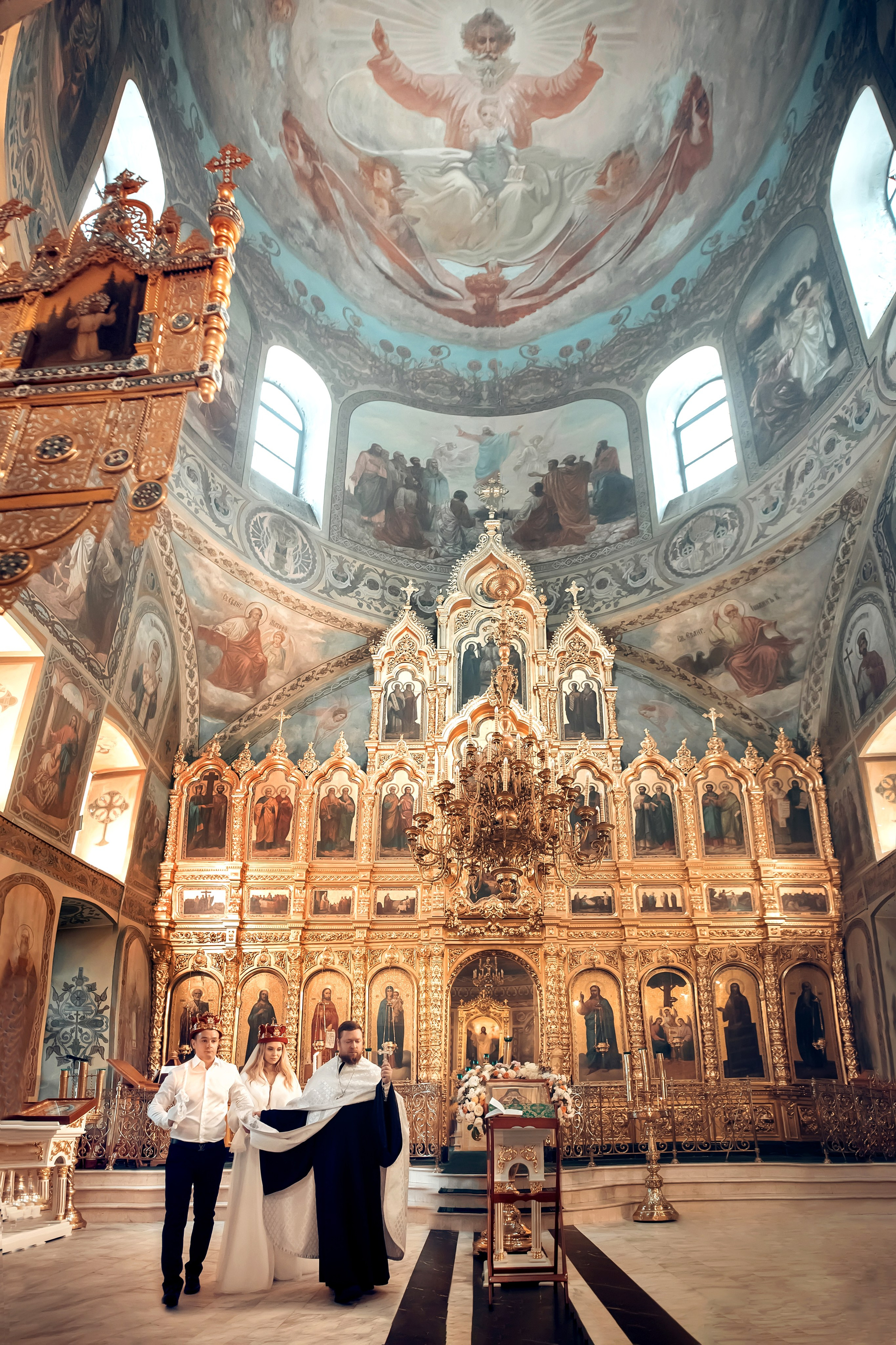 Фотограф на таинство крещения и венчание в храмах Москвы и MO. Moscow_CPC