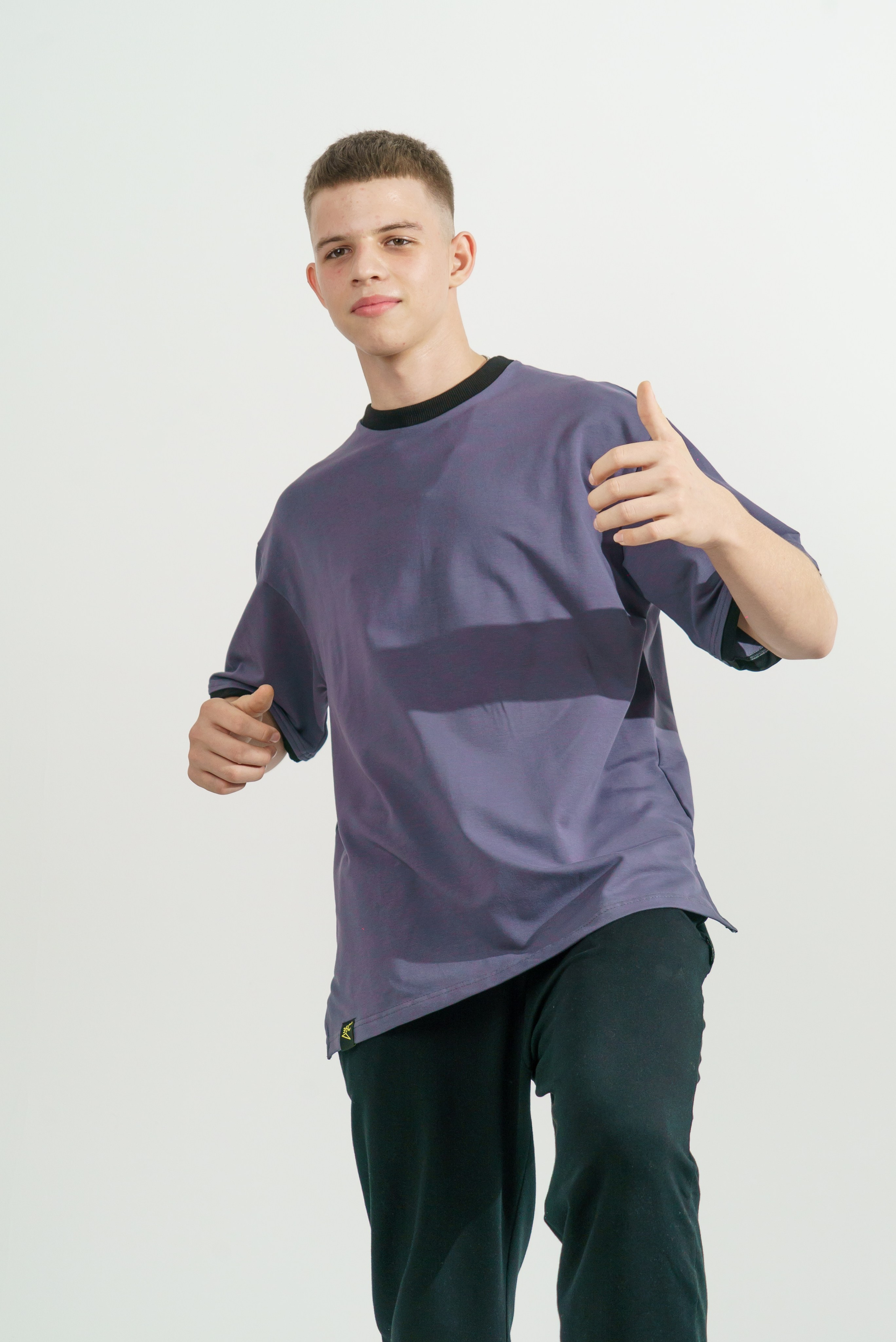 Предметная фотосъемка одежды для Wildberries и Ozon — бренды Краснодара. Фото и видеосъемка одежды для маркетплейсов Ozon, Wildberries. Шедевры для Вас! Фотограф и Видеограф в Краснодаре Пахиев Руслан