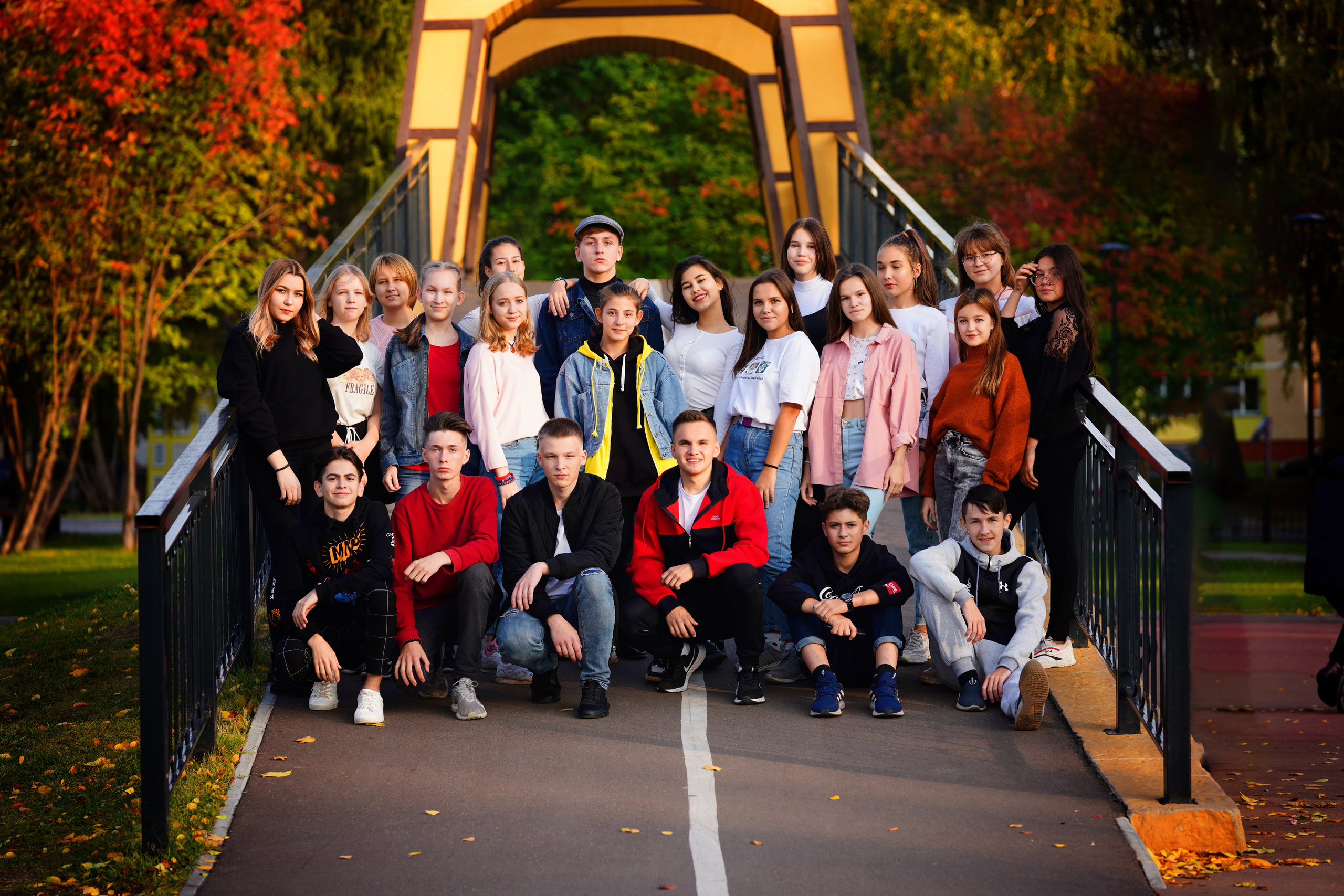 Осень 9,11 класс. Современные выпускные альбомы. Мы делаем не просто альбомы, а стильные фотокниги