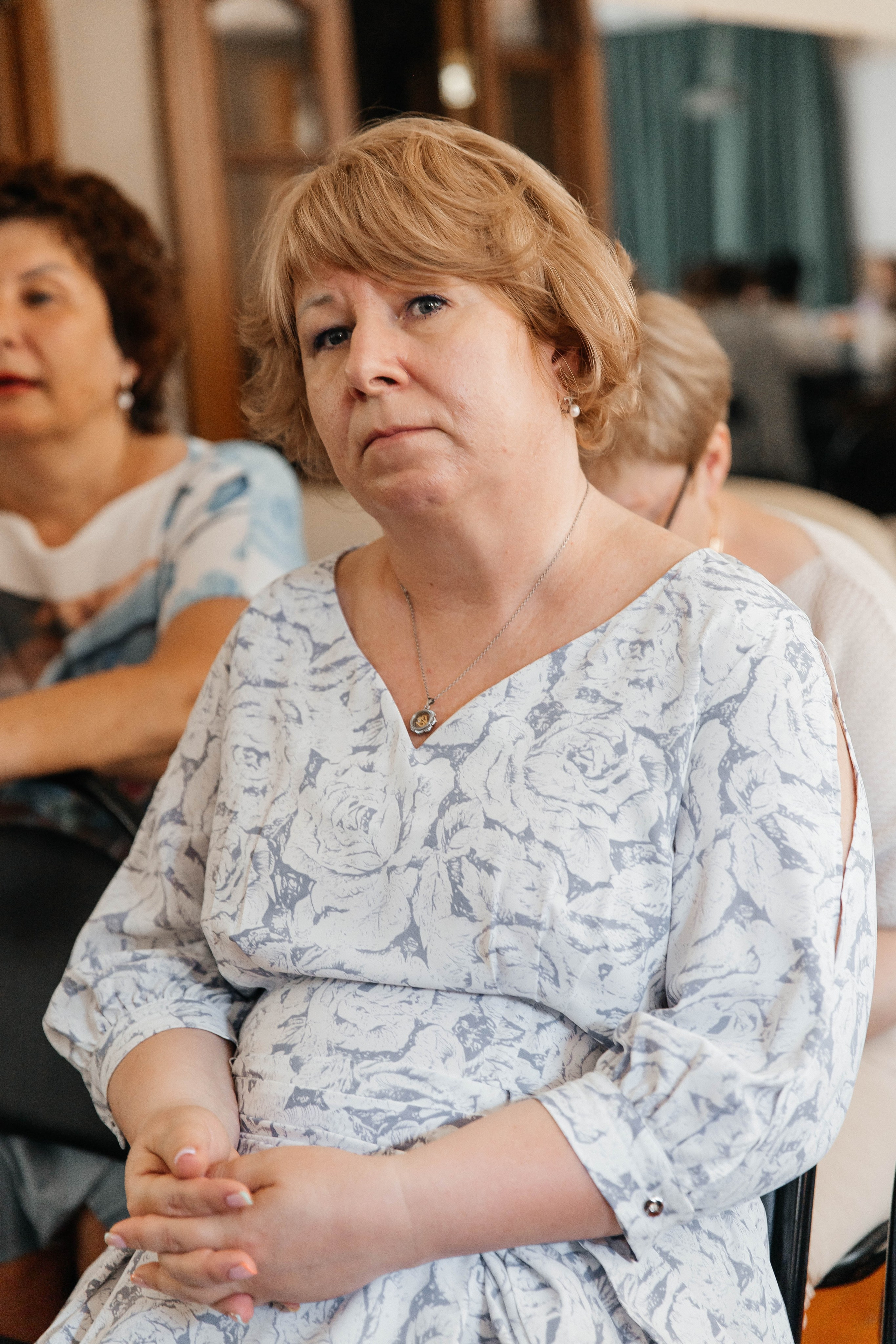 Гимназия Пеленг. _Carpe diem_