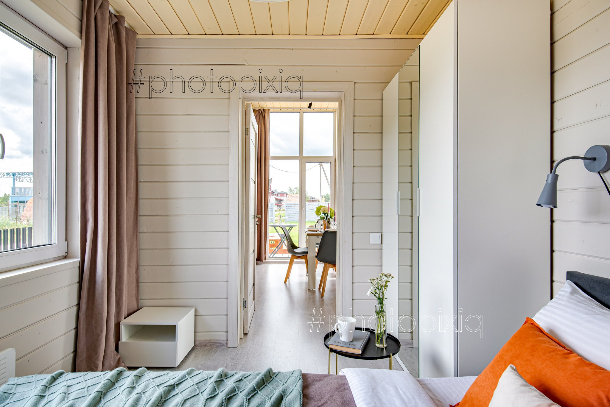 Съёмка барнхауса в Этномире для аренды. Интерьерная съёмка и виртуальные туры — Интерьерный фотограф Кузнецов Сергей (photopixiq)