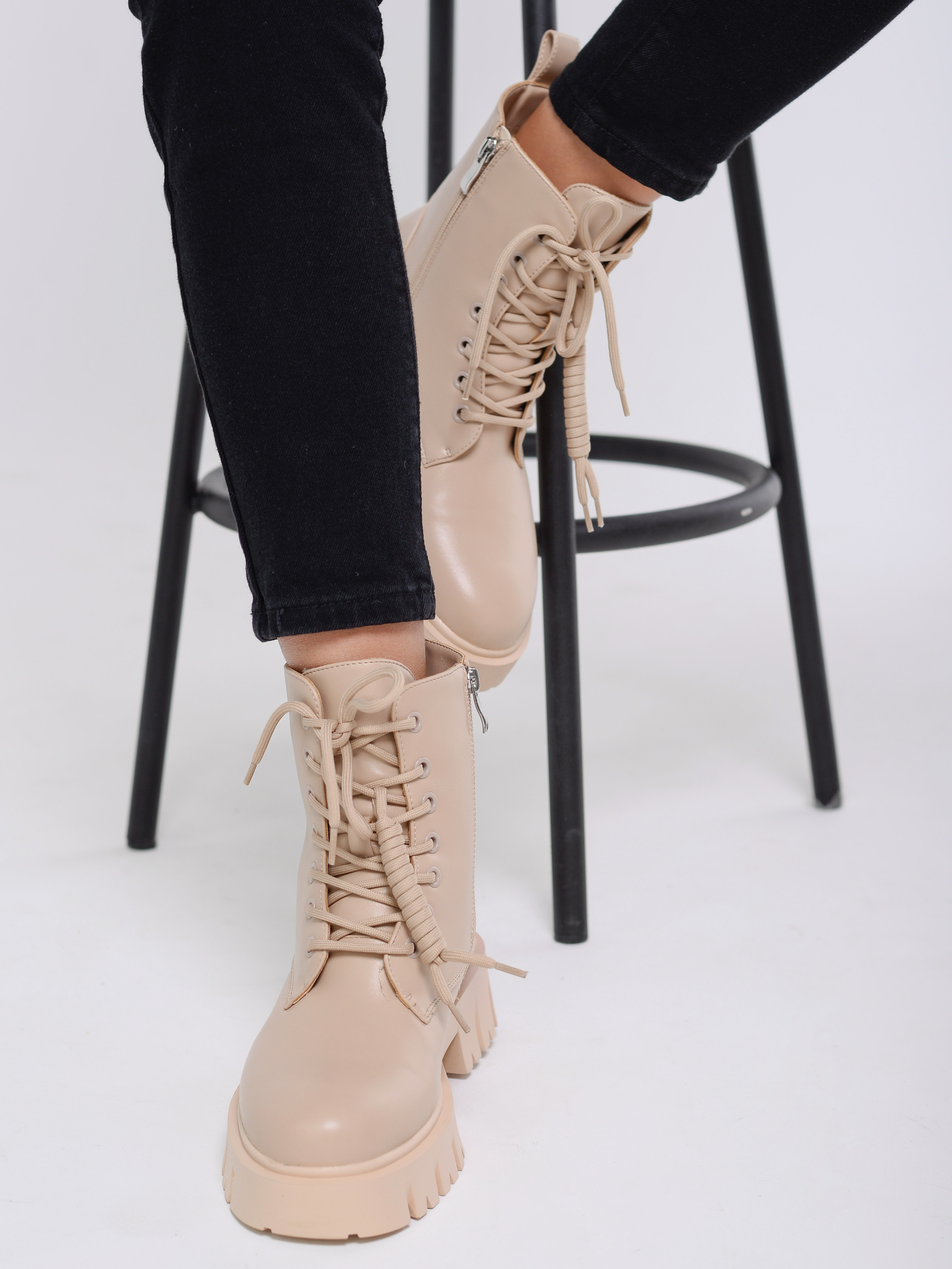 Съемка обуви. Фотограф | Фотосессии для маркетплейсов