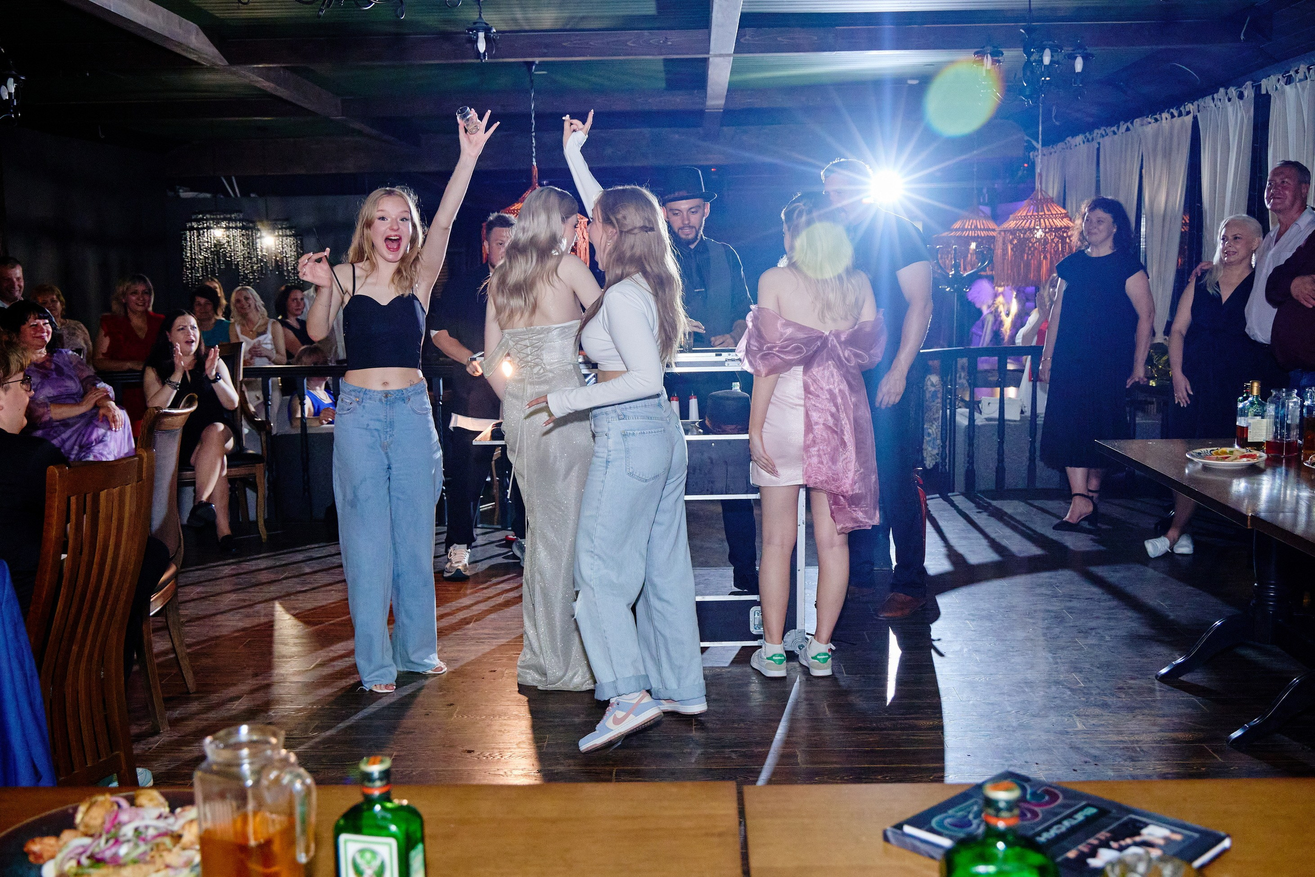 Выпускной 35 Сош. Фотограф Выпускные альбомы Таганрог Сергей Коробченко