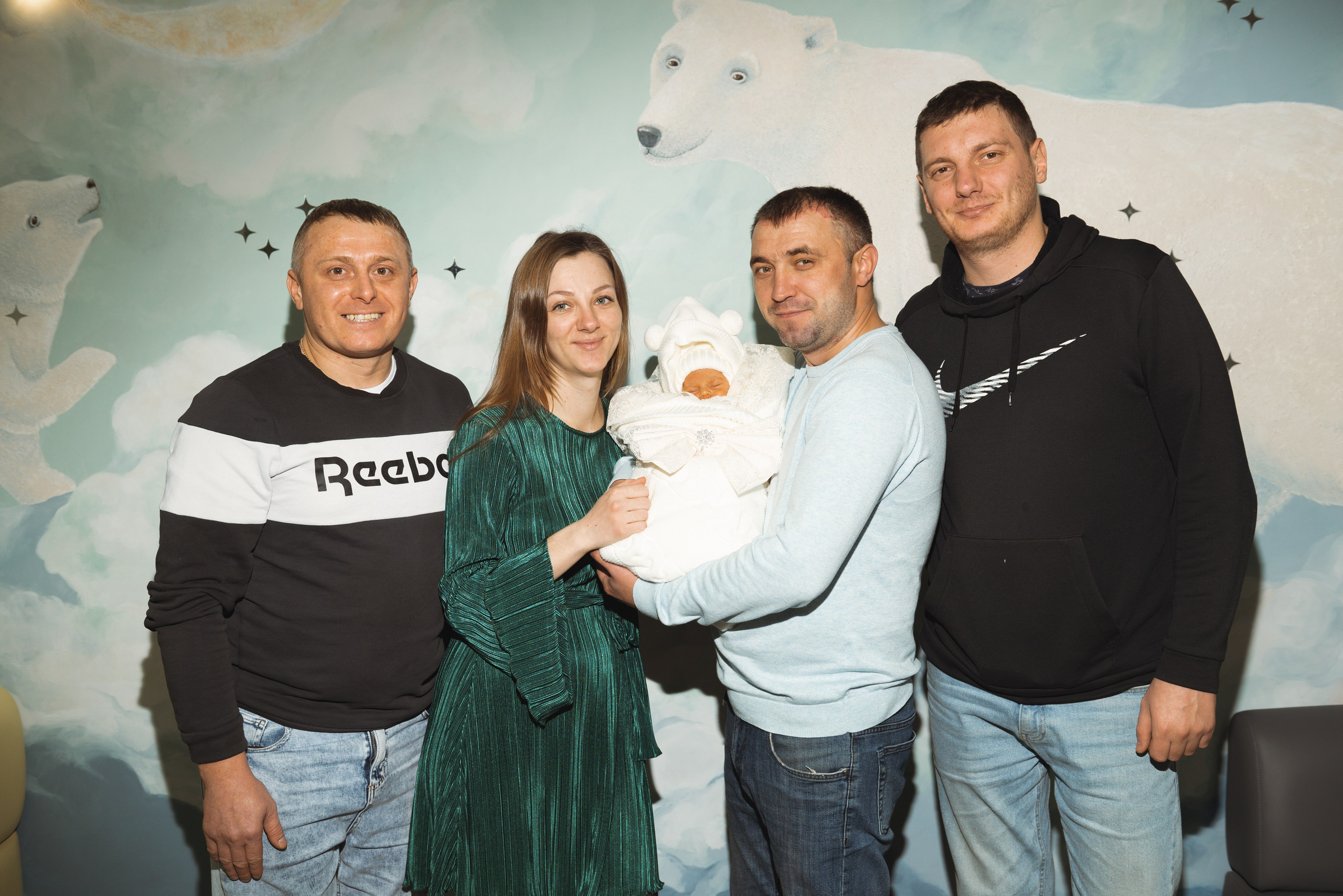 Выписка Виктории. Фотограф Москва Настя Профотовна. Репортажные, свадебные и контент фотосессии