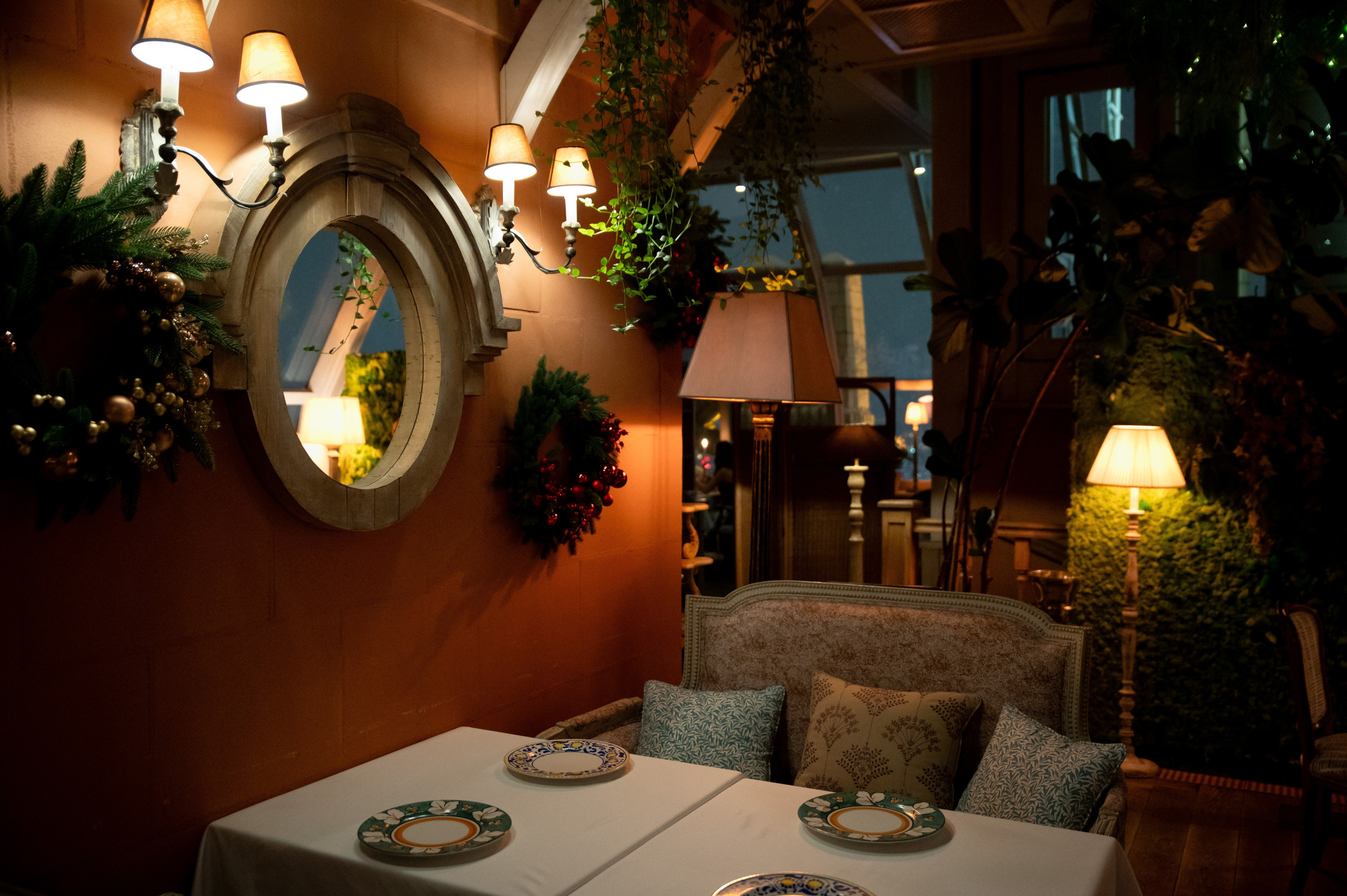 Свадебная фотосессия в Radisson Collection Hotel мск. Свадебный и портретный фотограф в Москве Жердев Даниил