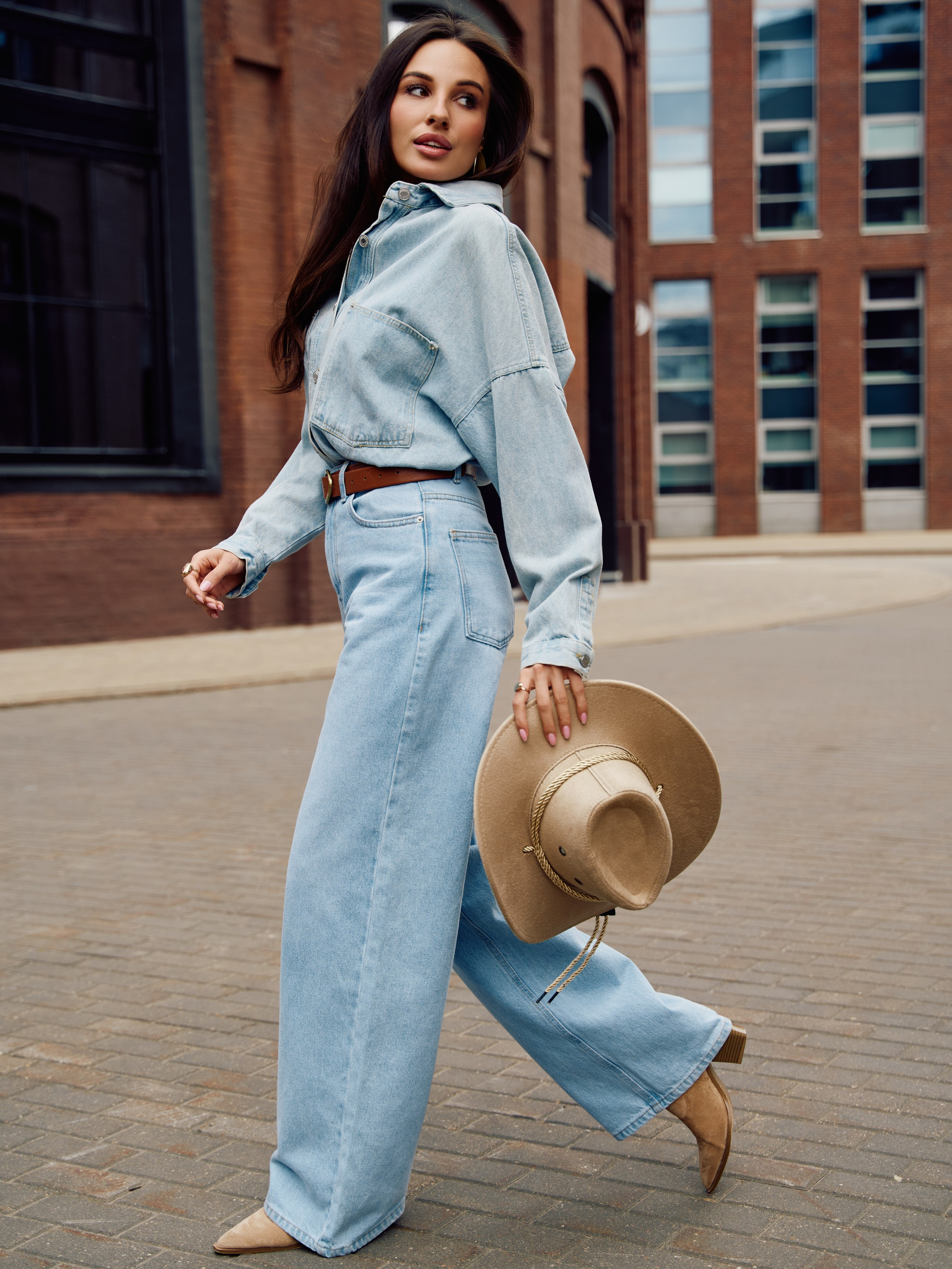 Шляпа. Фотограф для маркетплейсов в Москве