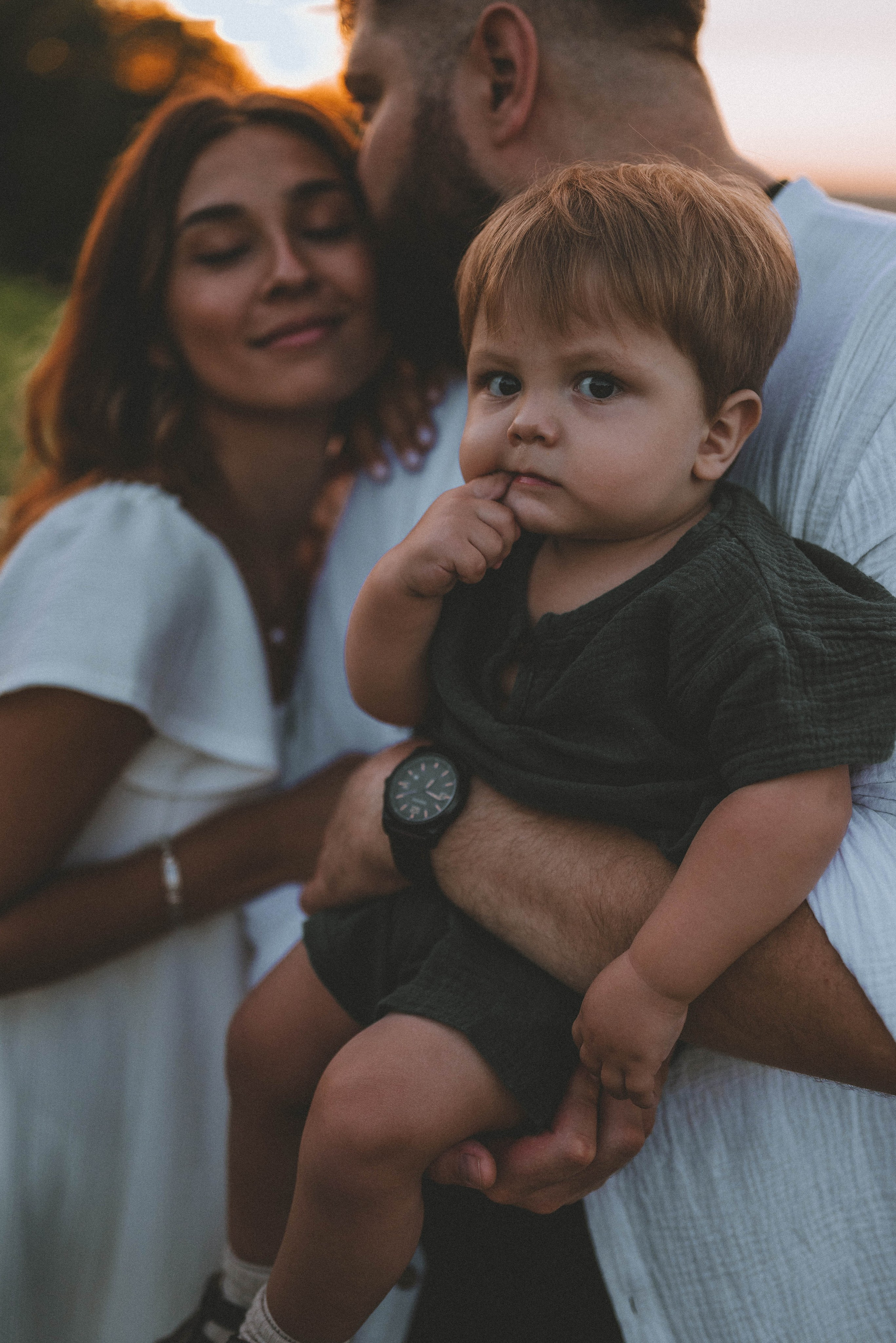 Лев с родителями на закате. Фотограф Кристина Пархоменко