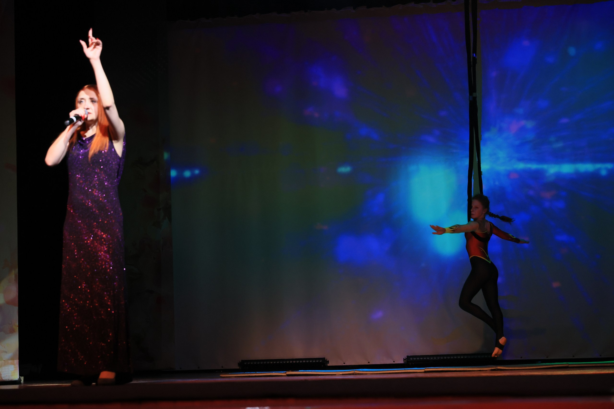 Концерт к 8 Марта в ДК «Металлург» г. Тула. Фотограф в Туле Крупский АнДРей. Фотостудия «КАДР71» в Туле