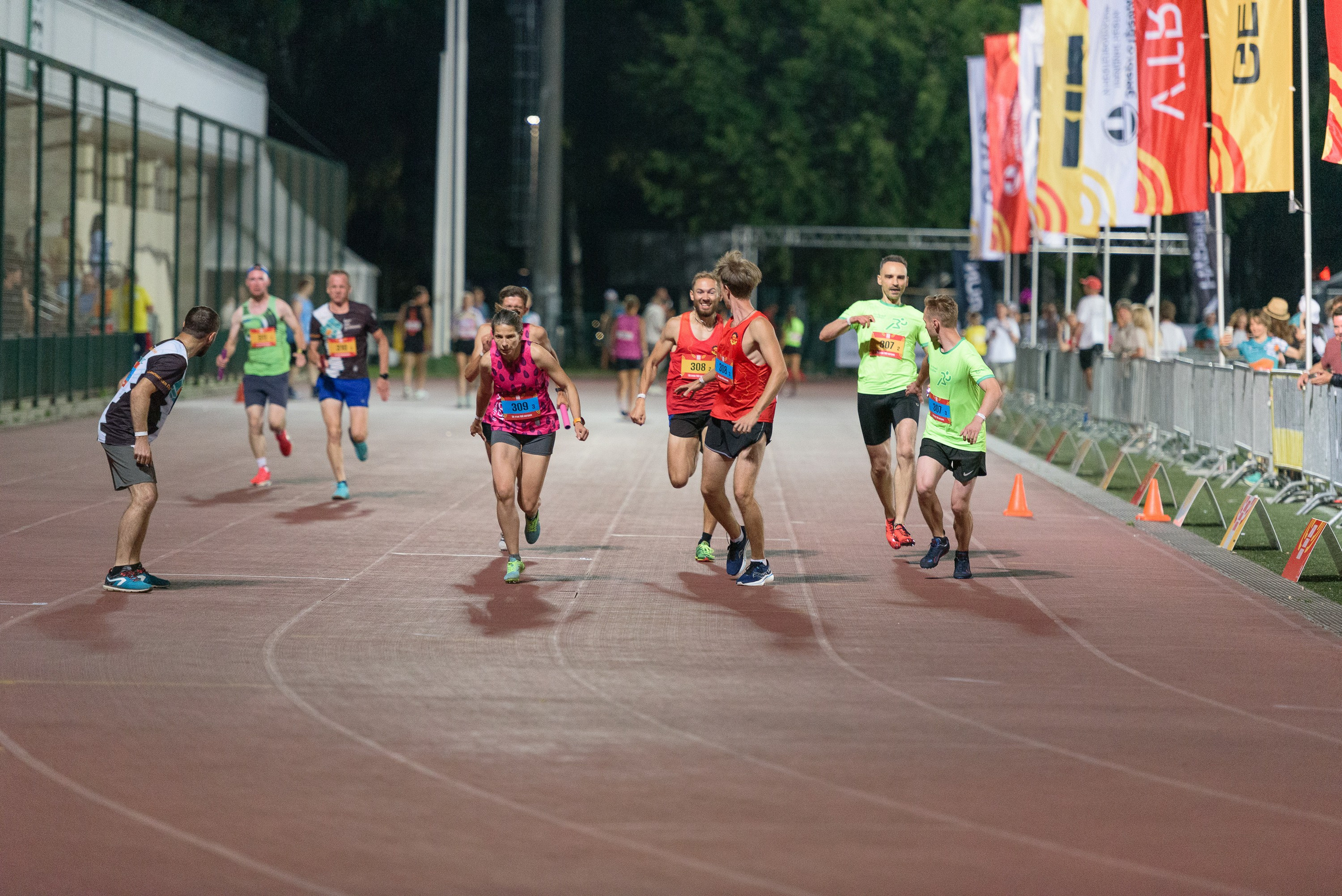 Битва беговых клубов. Репортажный фотограф Сергей Квартальнов