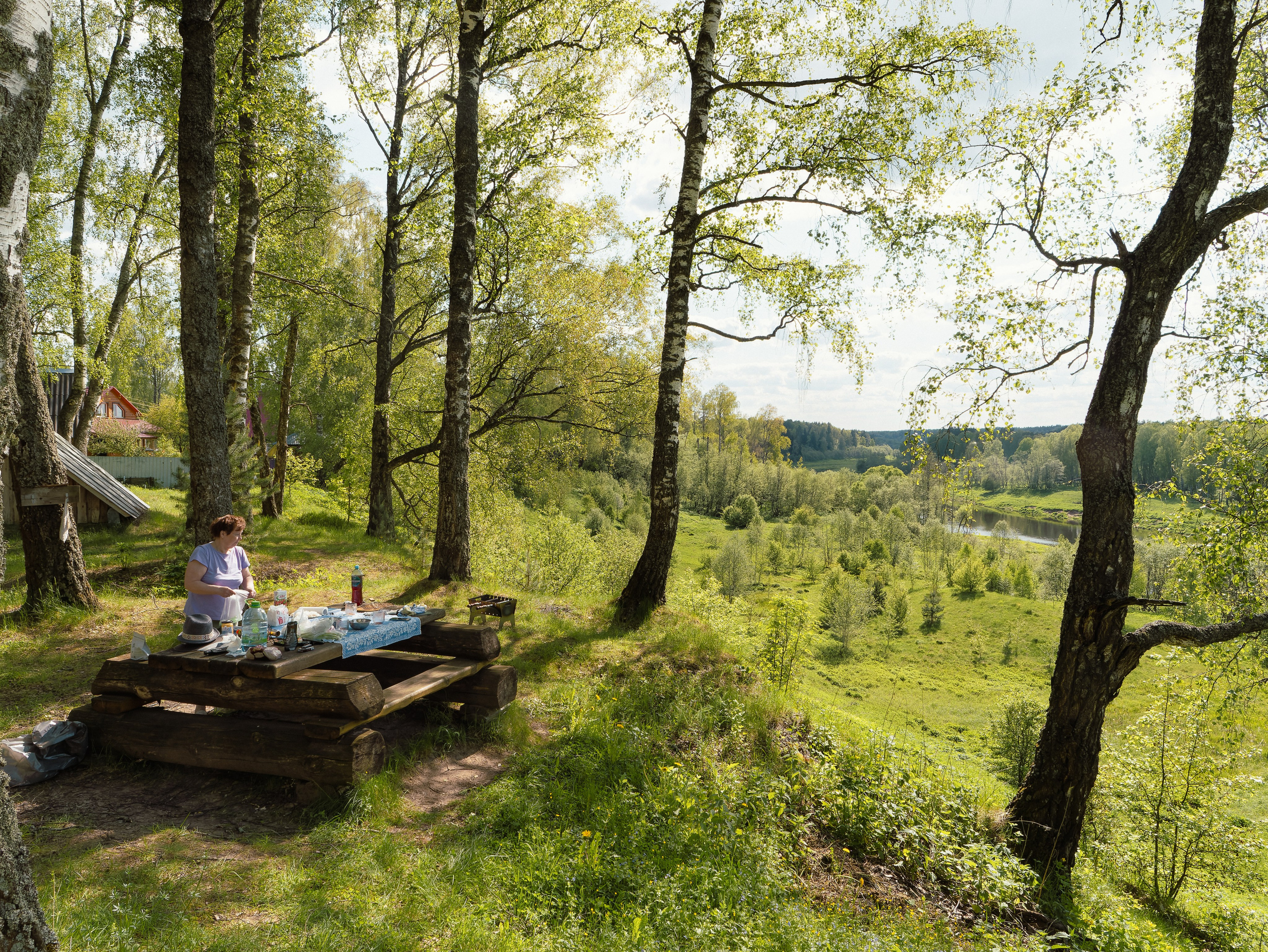 На берегу Угры. Конец мая 2024 года. Фотограф Никифоров-Гордеев Сергей. Москва и МО