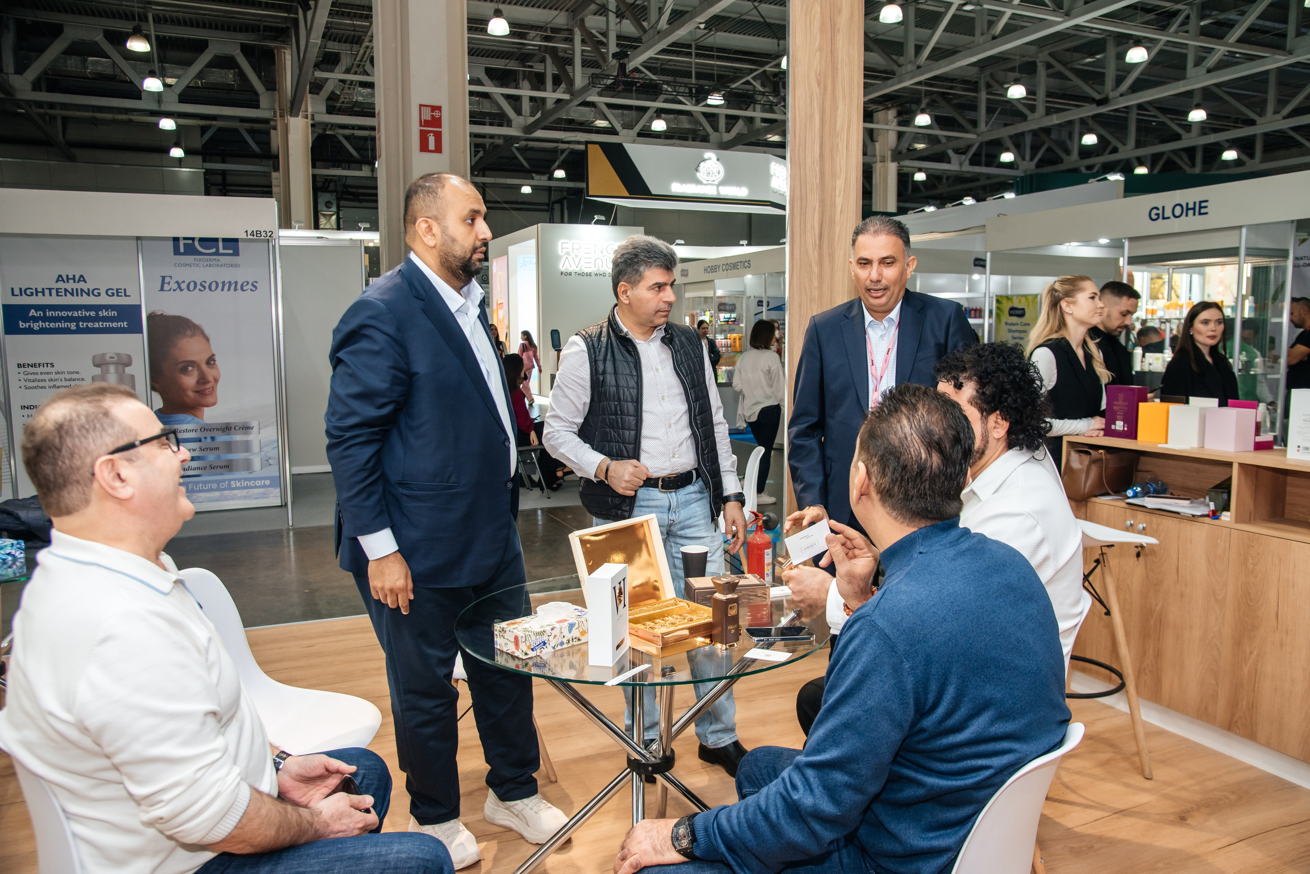 Almas parfumes Intersharm 2025. Фотограф в Москве Елена Брюханова