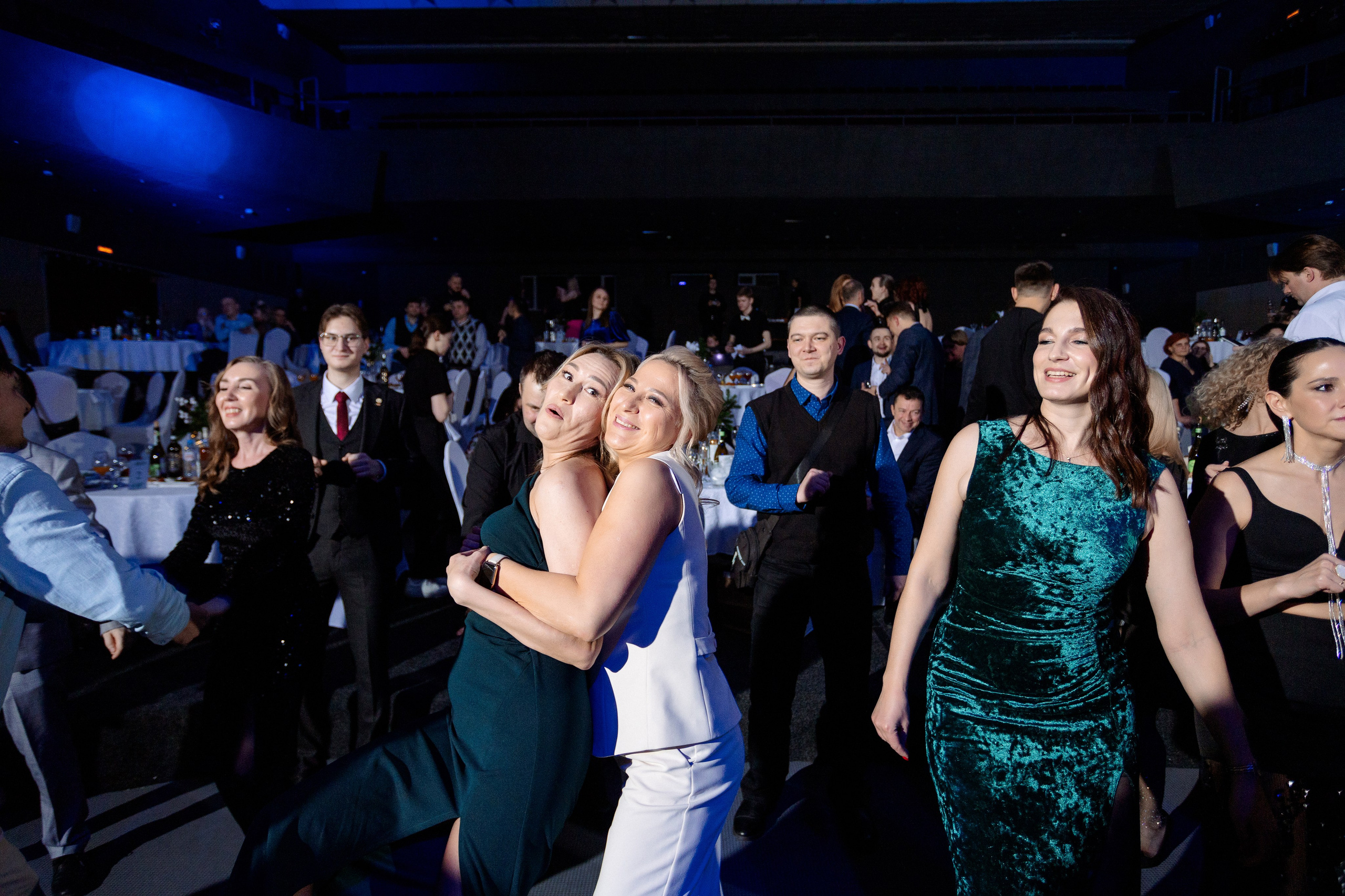 РЕПОРТАЖ: НОВЫЙ ГОД В ДК МЕТАЛЛУРГ. Профессиональный фотограф в Ижевске Леша Петров