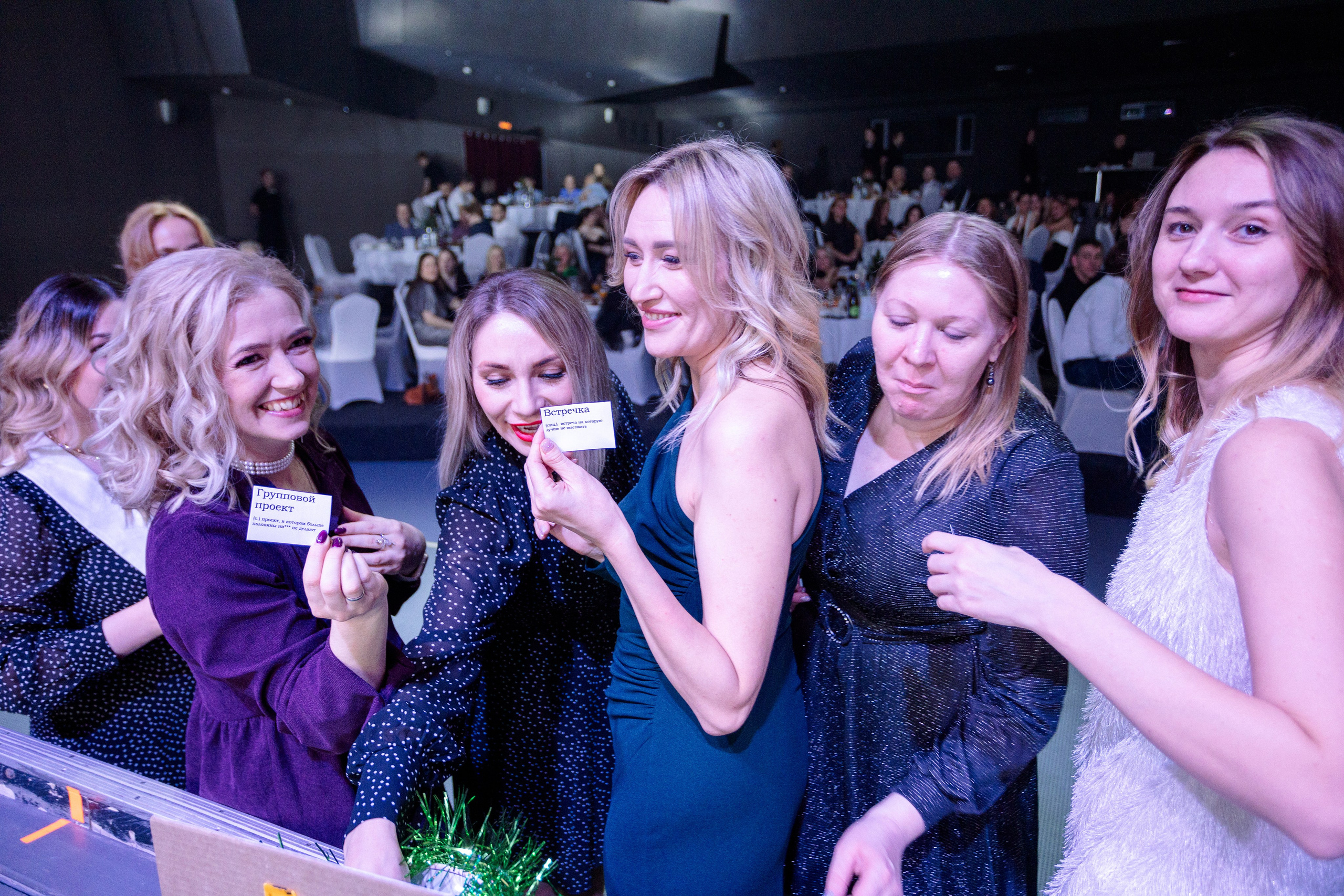 РЕПОРТАЖ: НОВЫЙ ГОД В ДК МЕТАЛЛУРГ. Профессиональный фотограф в Ижевске Леша Петров