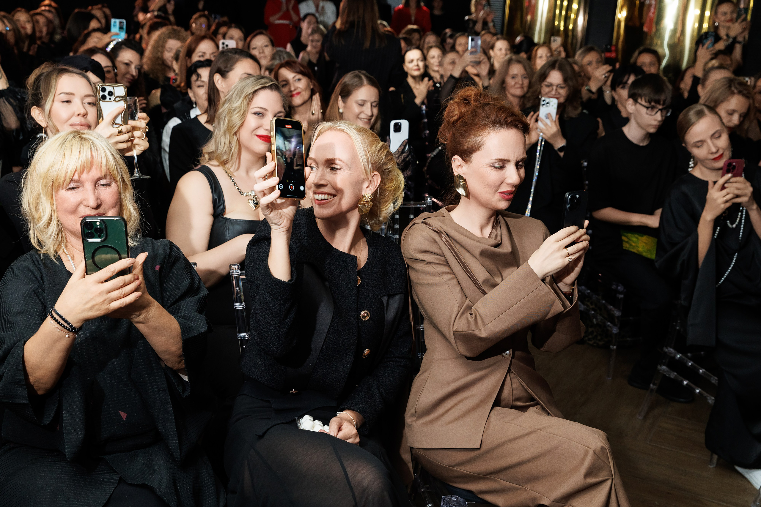 Код Публичности. Я достаточно хороша. Репортажный Фотограф Александр Назаров. Москва и М.О