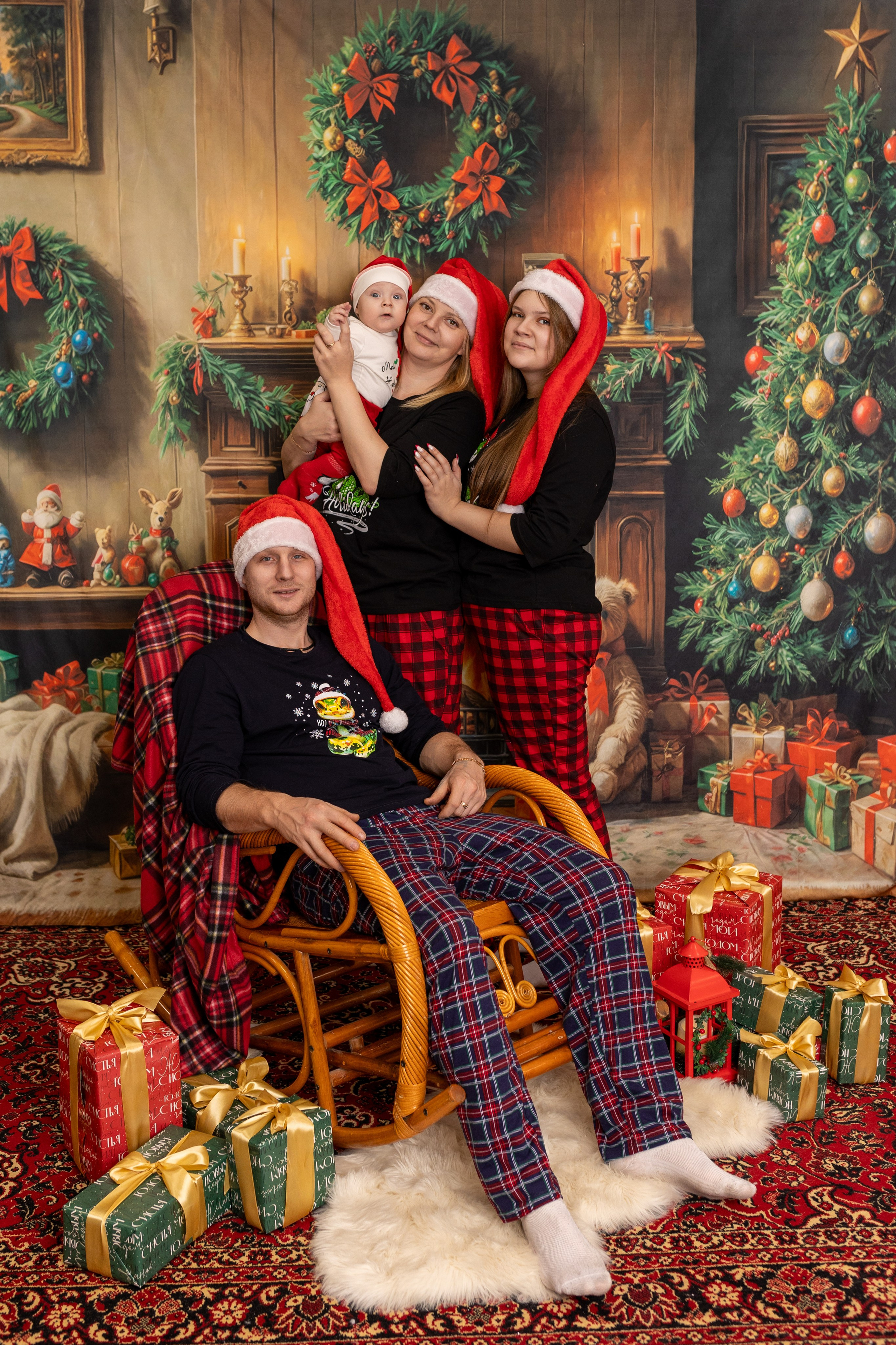 Новогодние. Фотограф новорожденных. Детский и семейный фотограф Марьяна Юдина