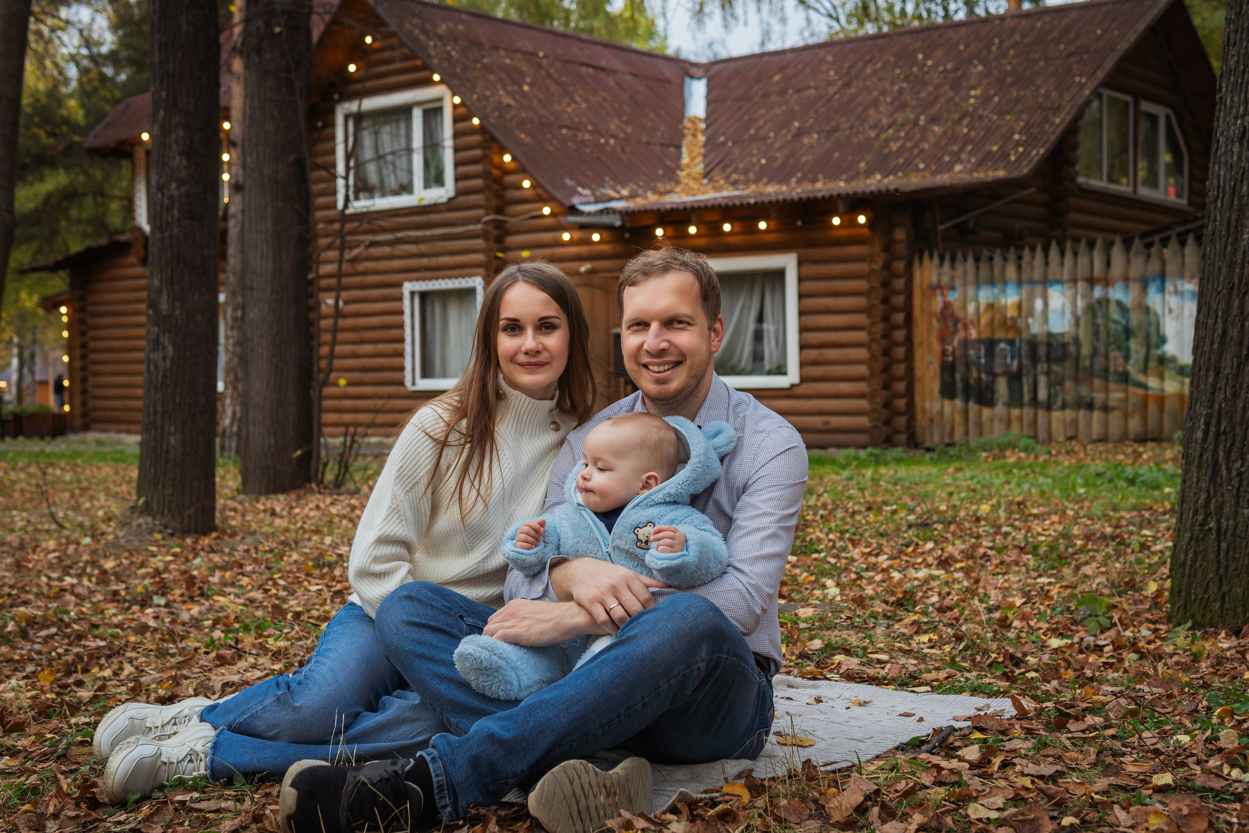 Ольга с семьёй в ЦПКиО. Портретный, репортажный и свадебный фотограф в Екатеринбурге Денис Южаков