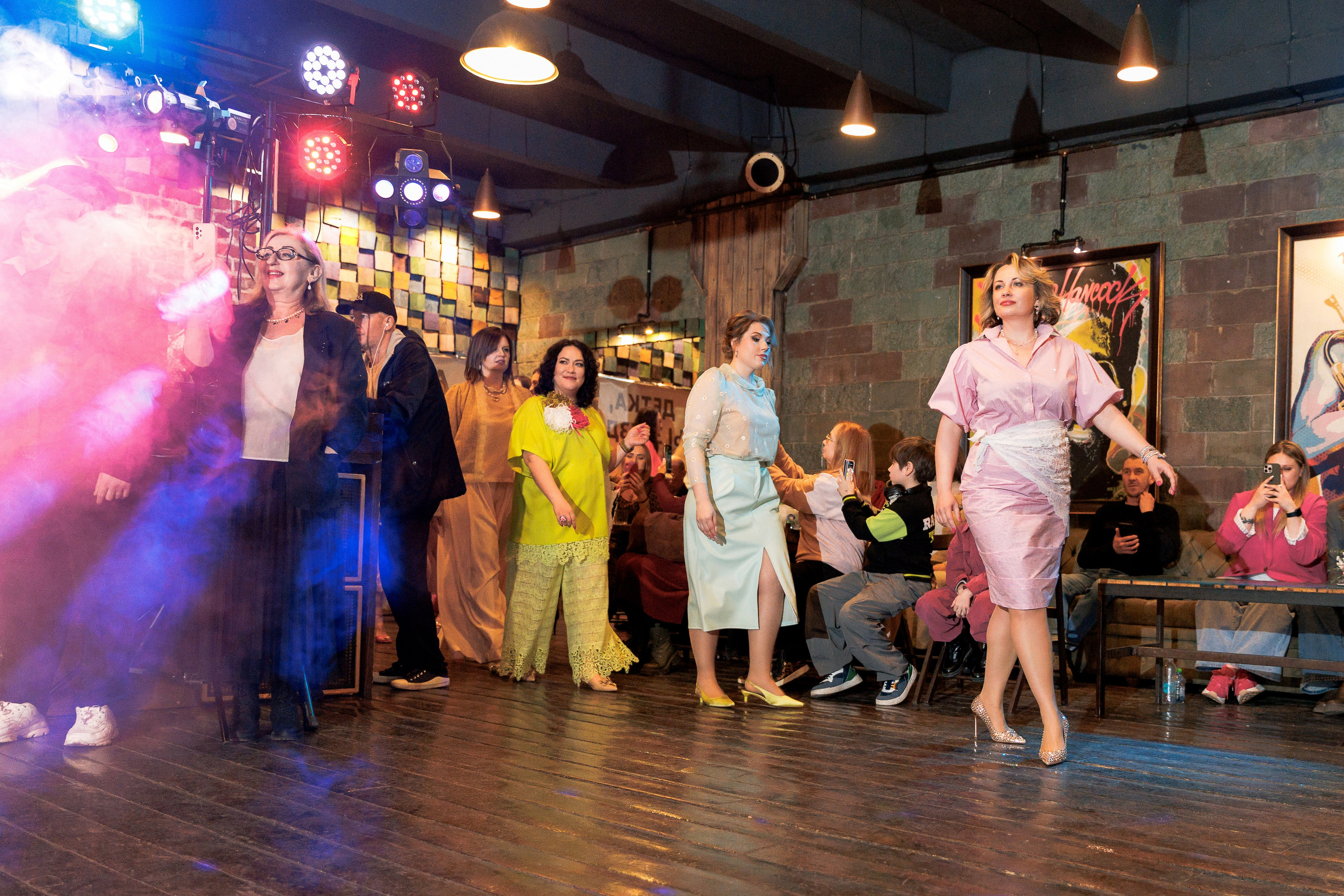 «Детка, ты звезда». Репортажный Фотограф Александр Назаров. Москва и М.О