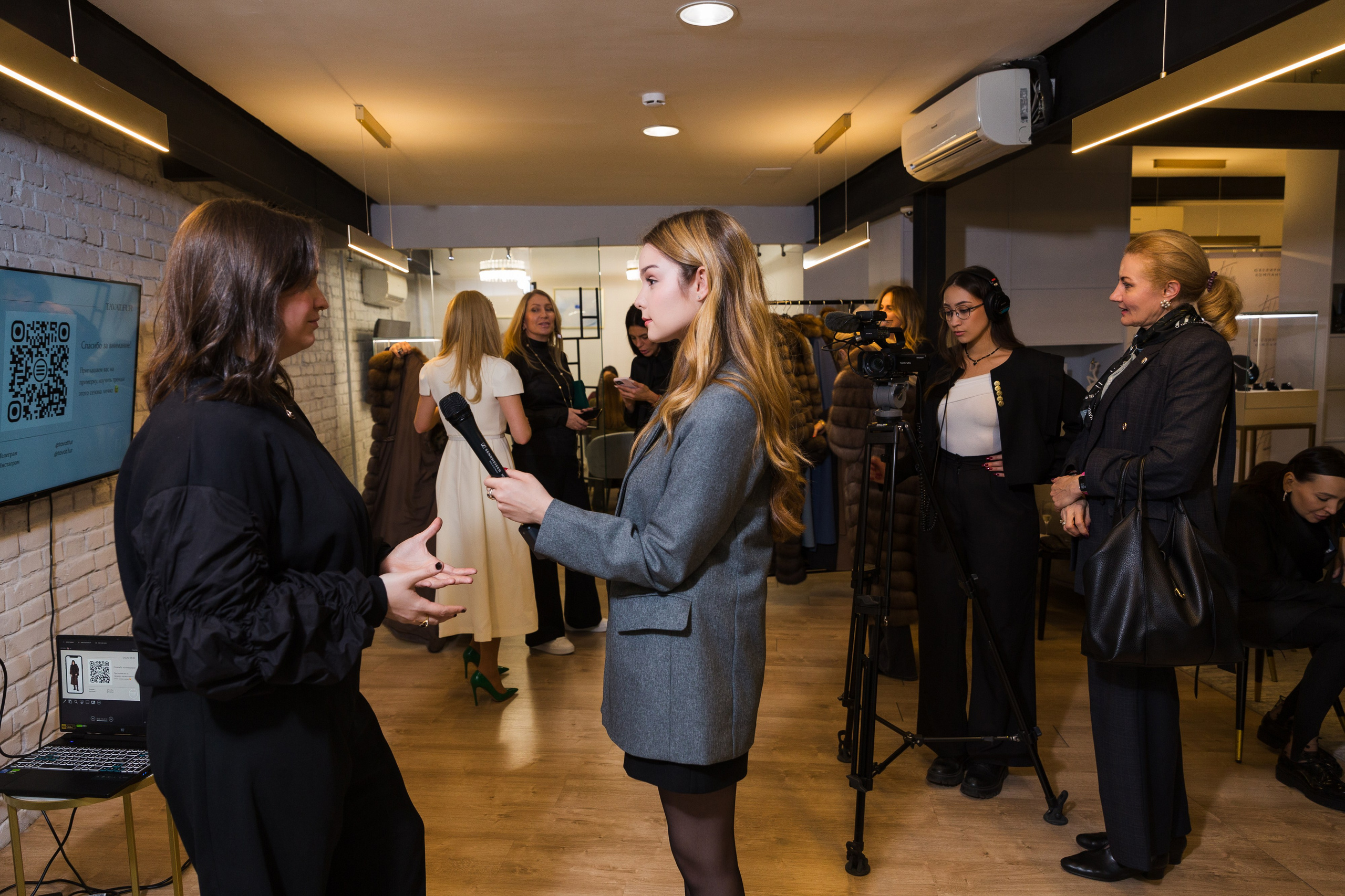 Flawless. Tavat.Fur Тренды 2024. Репортажный Фотограф Александр Назаров. Москва и М.О