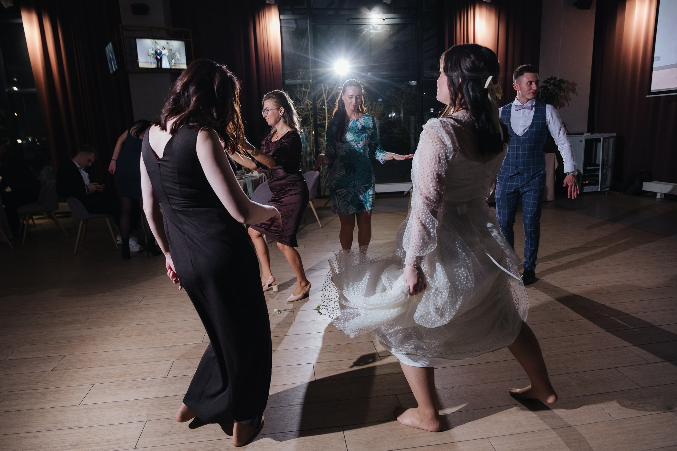 Свадебная фотосессия Москве — лучшие места, стиль, образы, красивые кадры, эмоции. Свадебный фотограф в Екатеринбурге — заказ профессиональной фотосесии, все виды фотосъемки