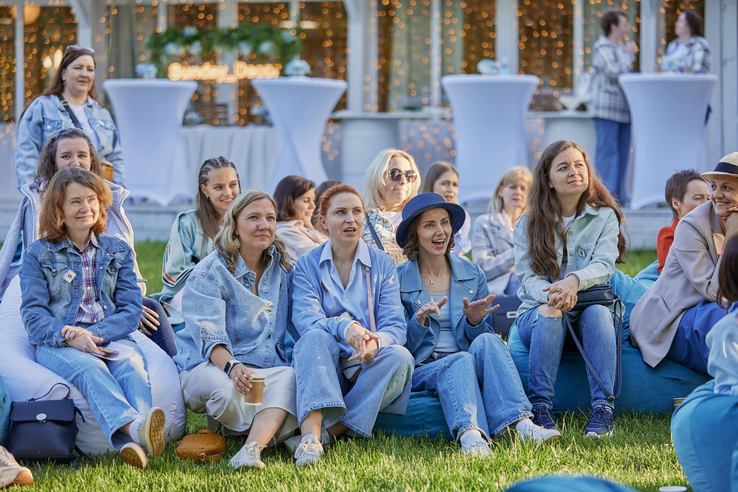 Выпускной Karneeva.online 2024. Репортажный и семейный фотограф Ухова Наталья в Москве