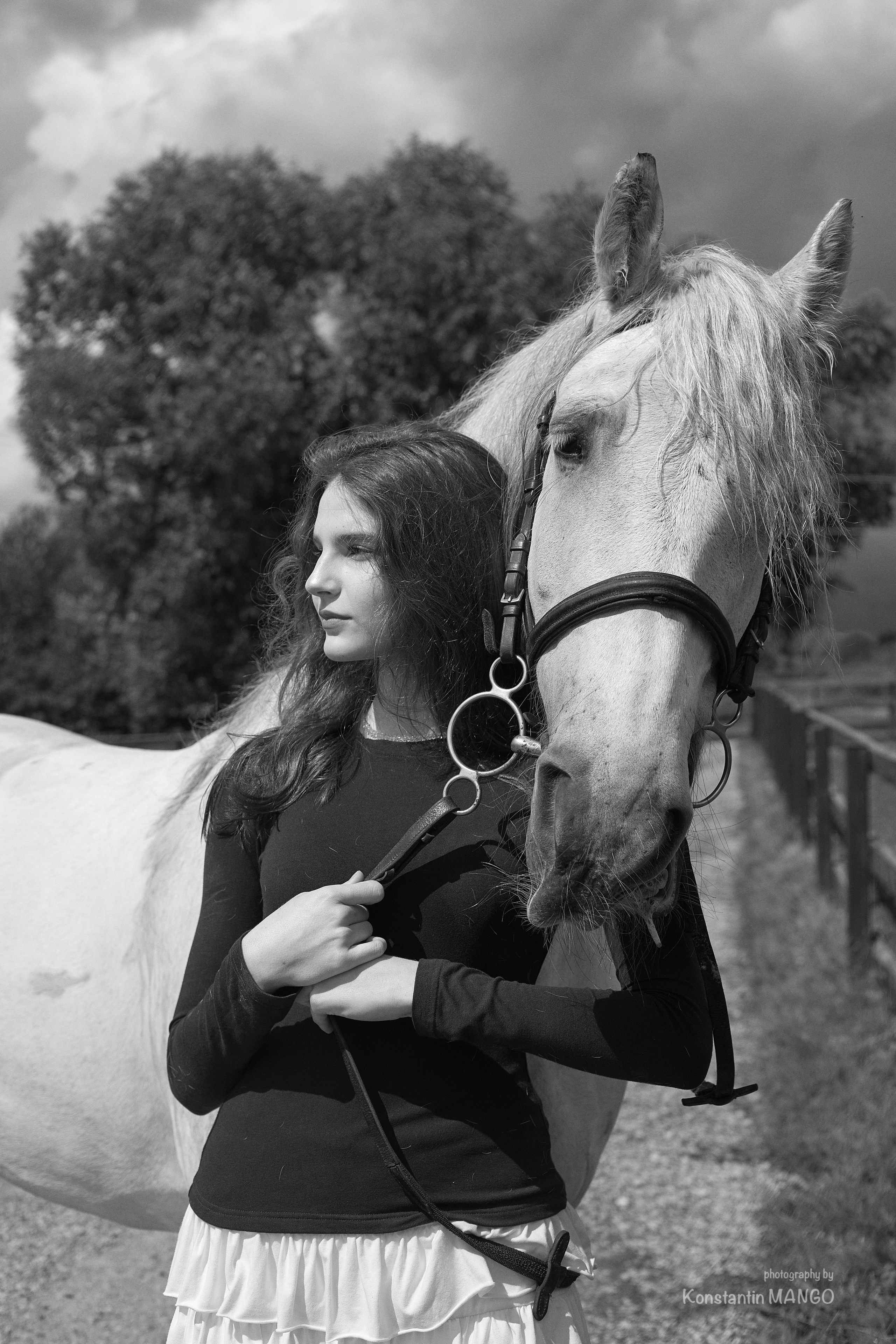 Фотопрогулка для Виктории и Полины на лошадях. Фотограф в Рязани. Свадьба, семейное фото, портрет. Константин Манго