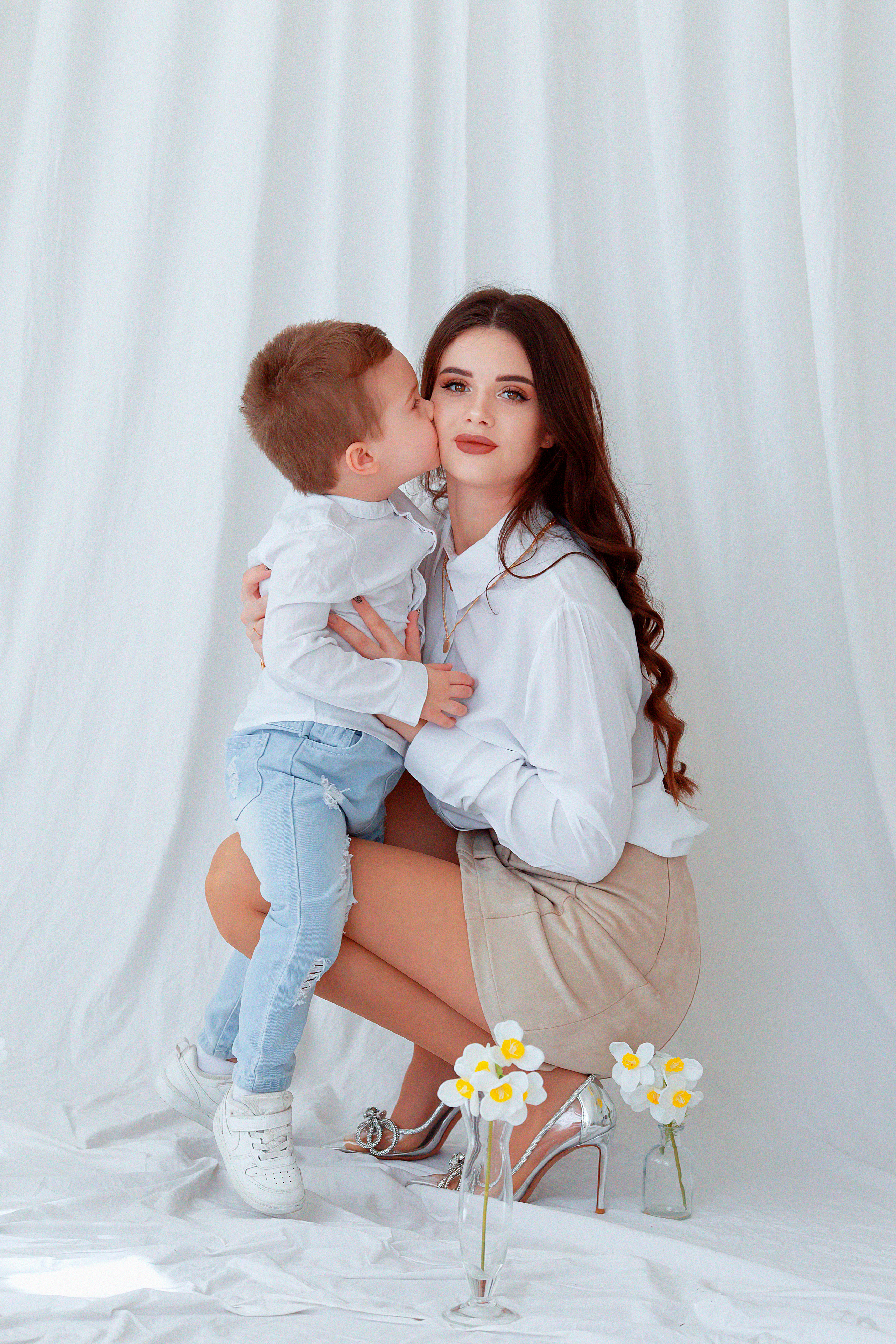 Семейная фотосессия в студии. Семейный и детский фотограф в Волгограде Серкибаева Ирина