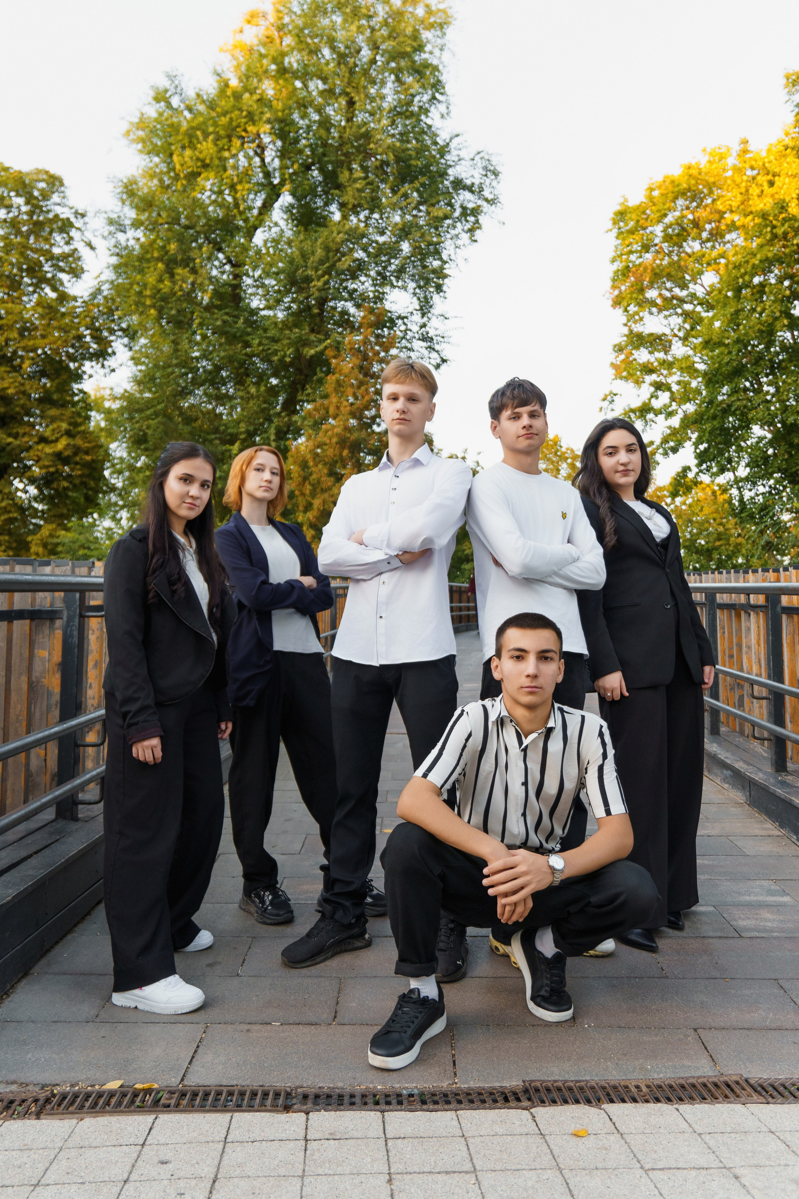 Локация для коллективных кадров № 6. Выпускные альбомы клевербук Воронеж