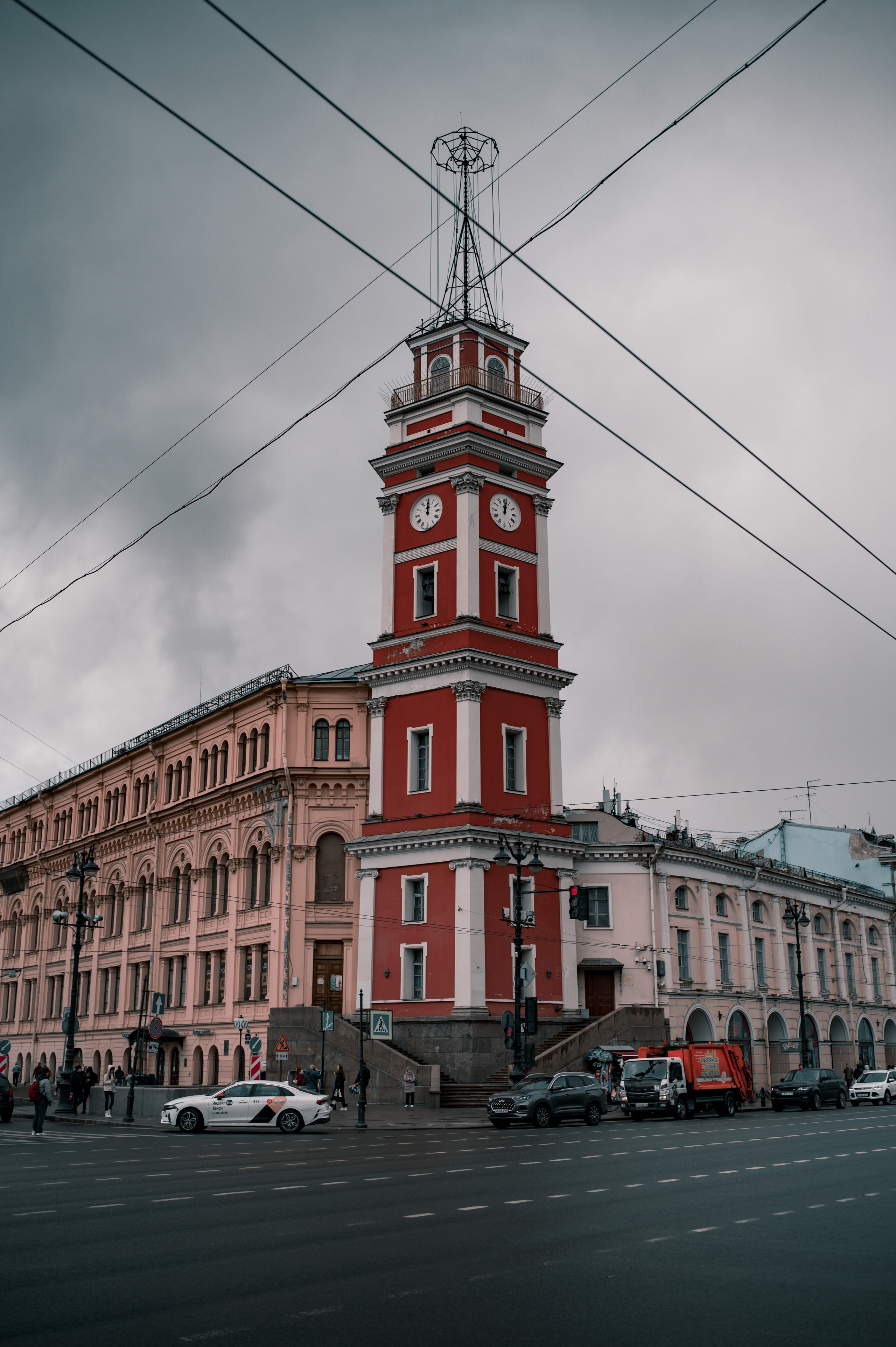 Прогулка по прекрасному Питеру. Vadim Nevenglovskii Фотограф в разных жанрах
