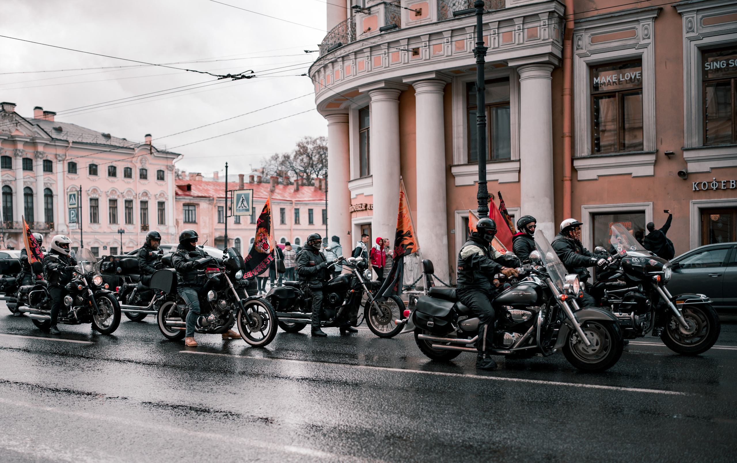 Прогулка по прекрасному Питеру. Vadim Nevenglovskii Фотограф в разных жанрах