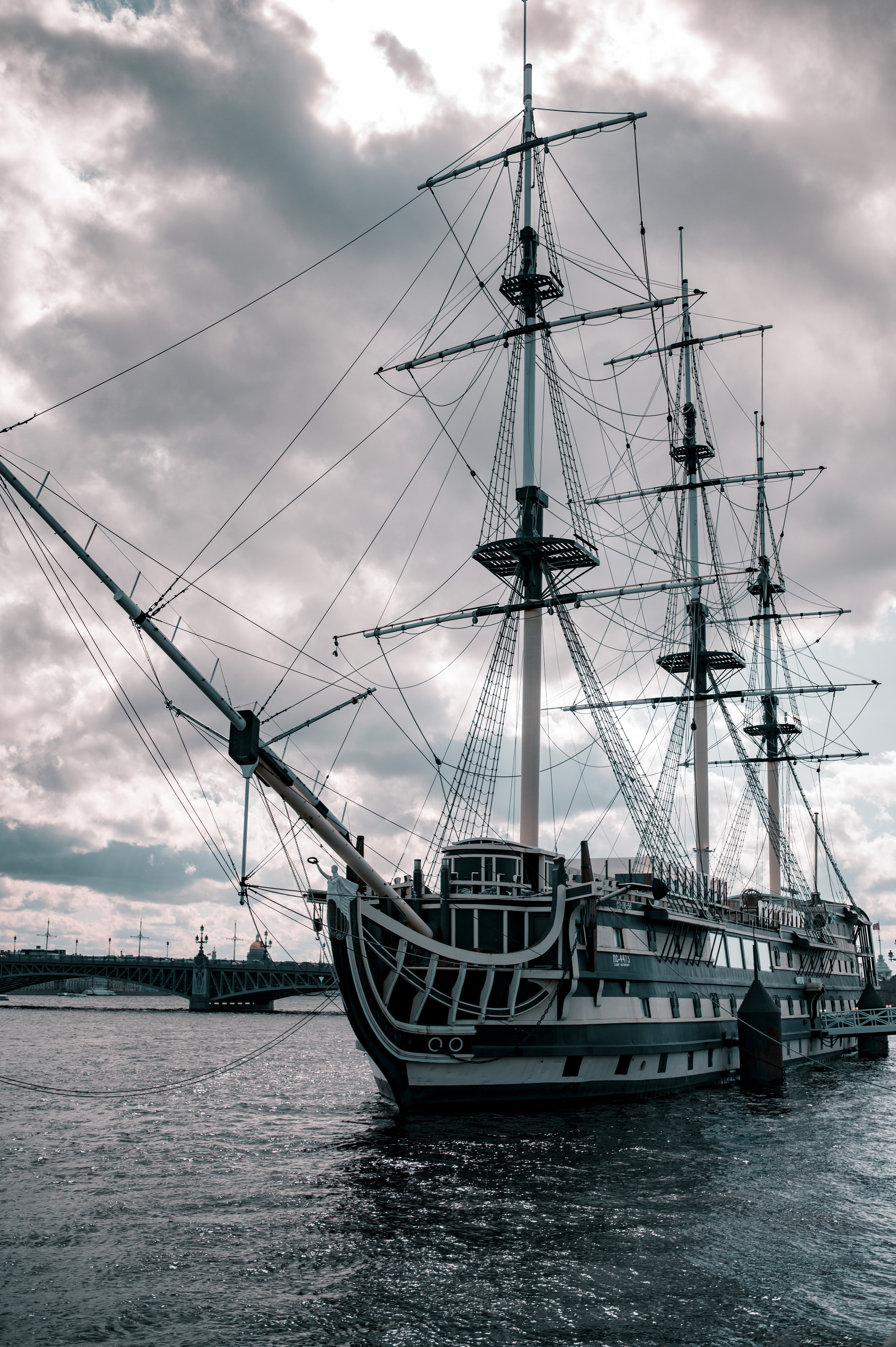 Прогулка по прекрасному Питеру. Vadim Nevenglovskii Фотограф в разных жанрах