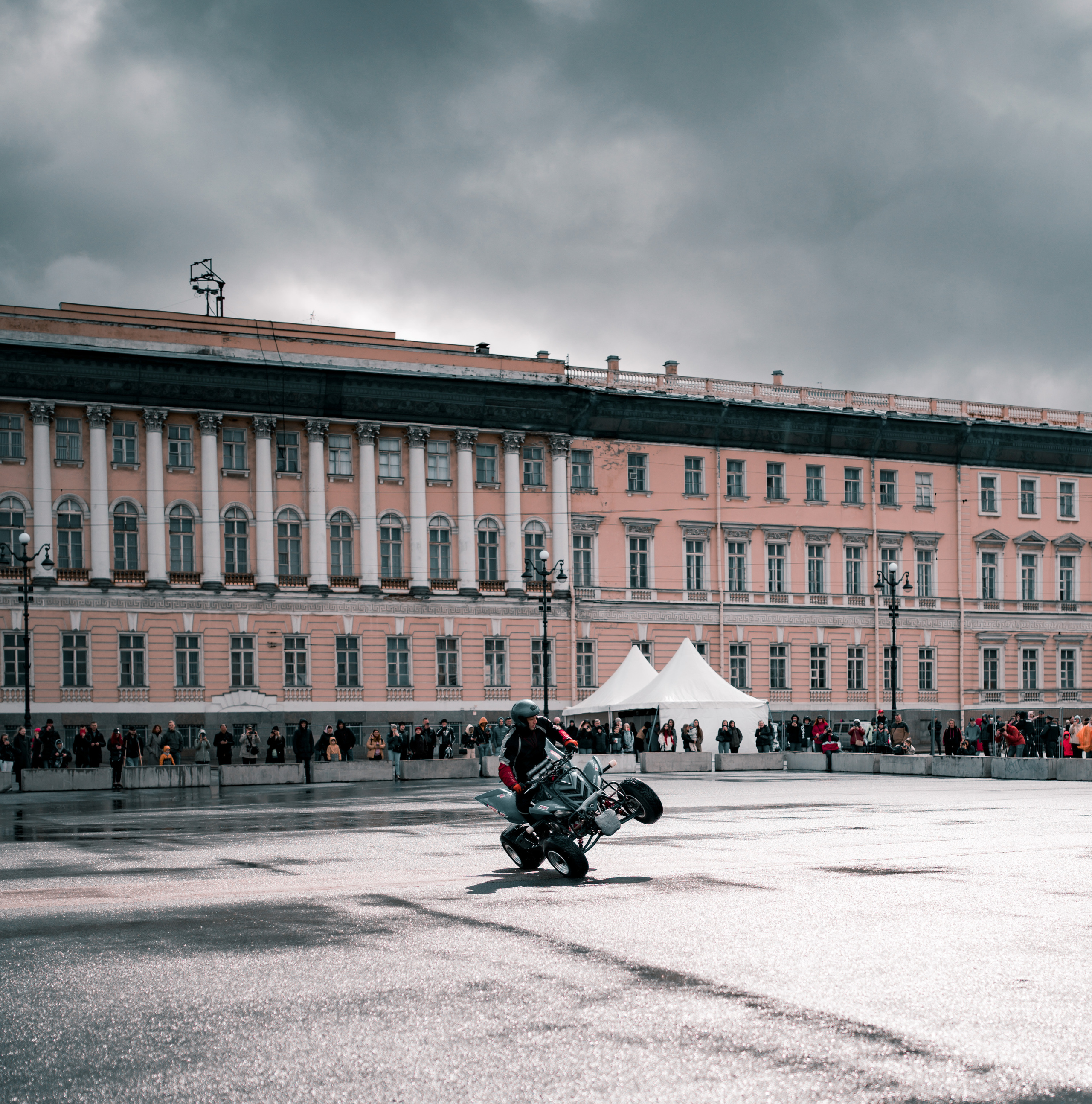 Прогулка по прекрасному Питеру. Vadim Nevenglovskii Фотограф в разных жанрах