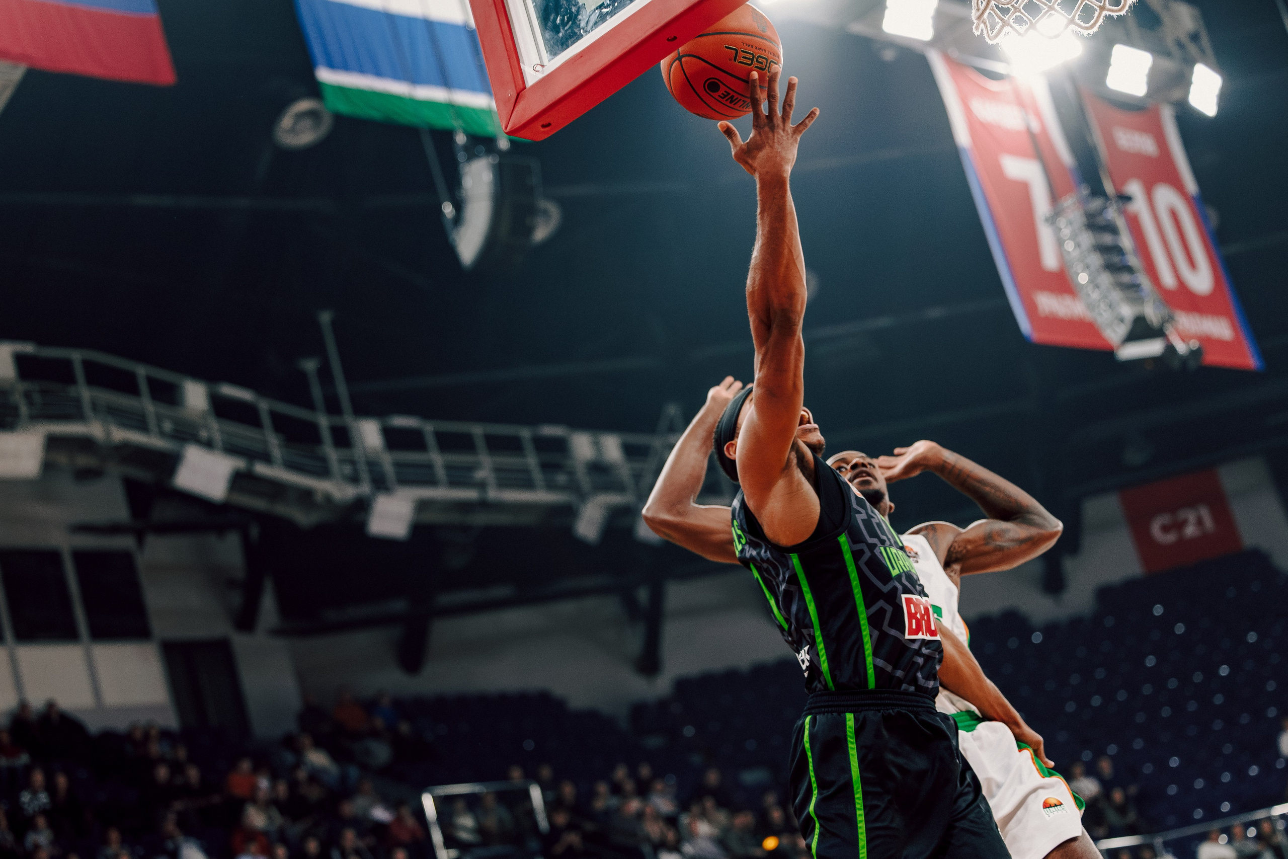Winline Basket Cup — УРАЛМАШ — УНИКС. Лёшка Варзегов — фотограф