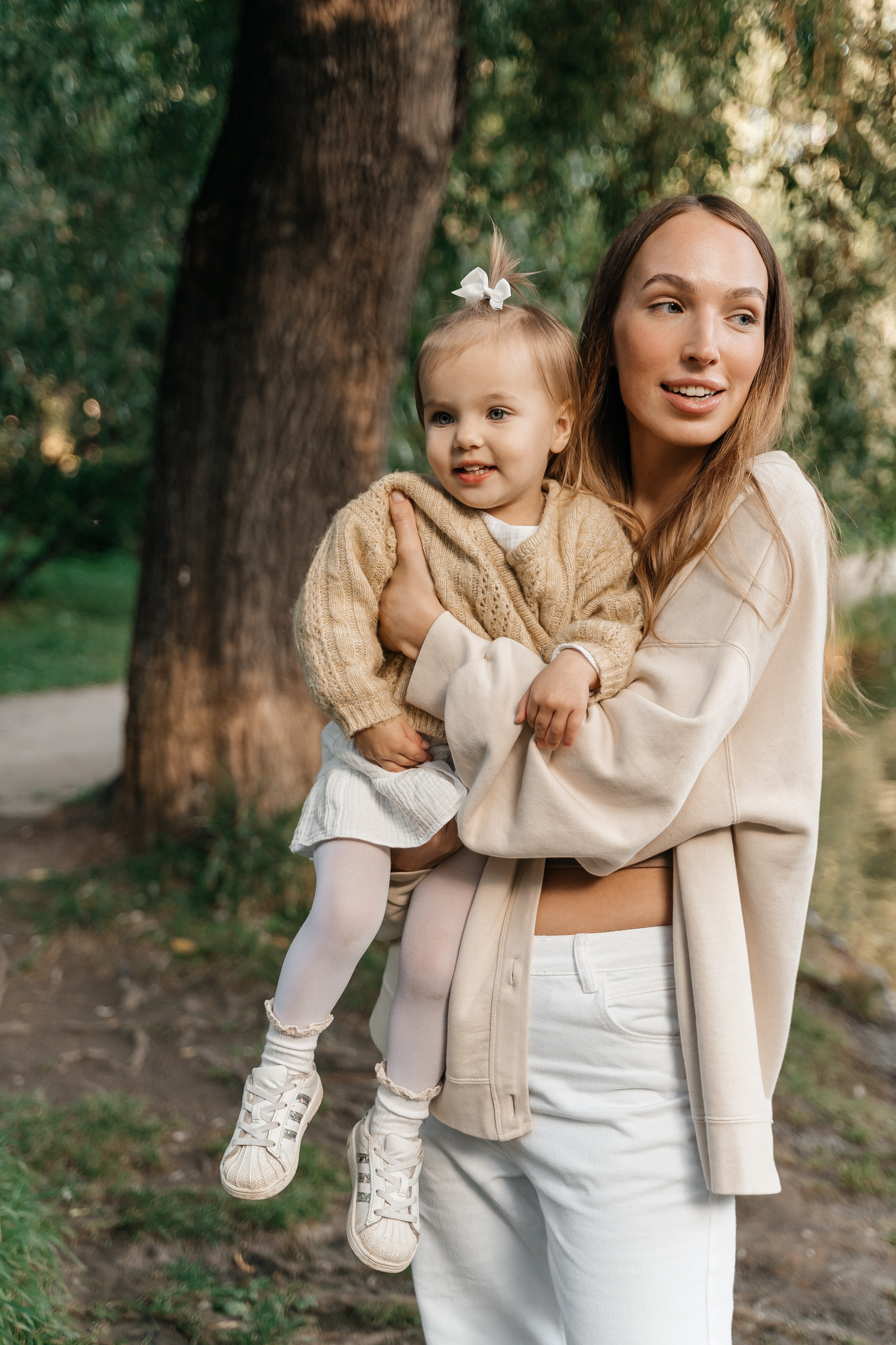 Лёша, Ксюша и Вика. Волик Мария