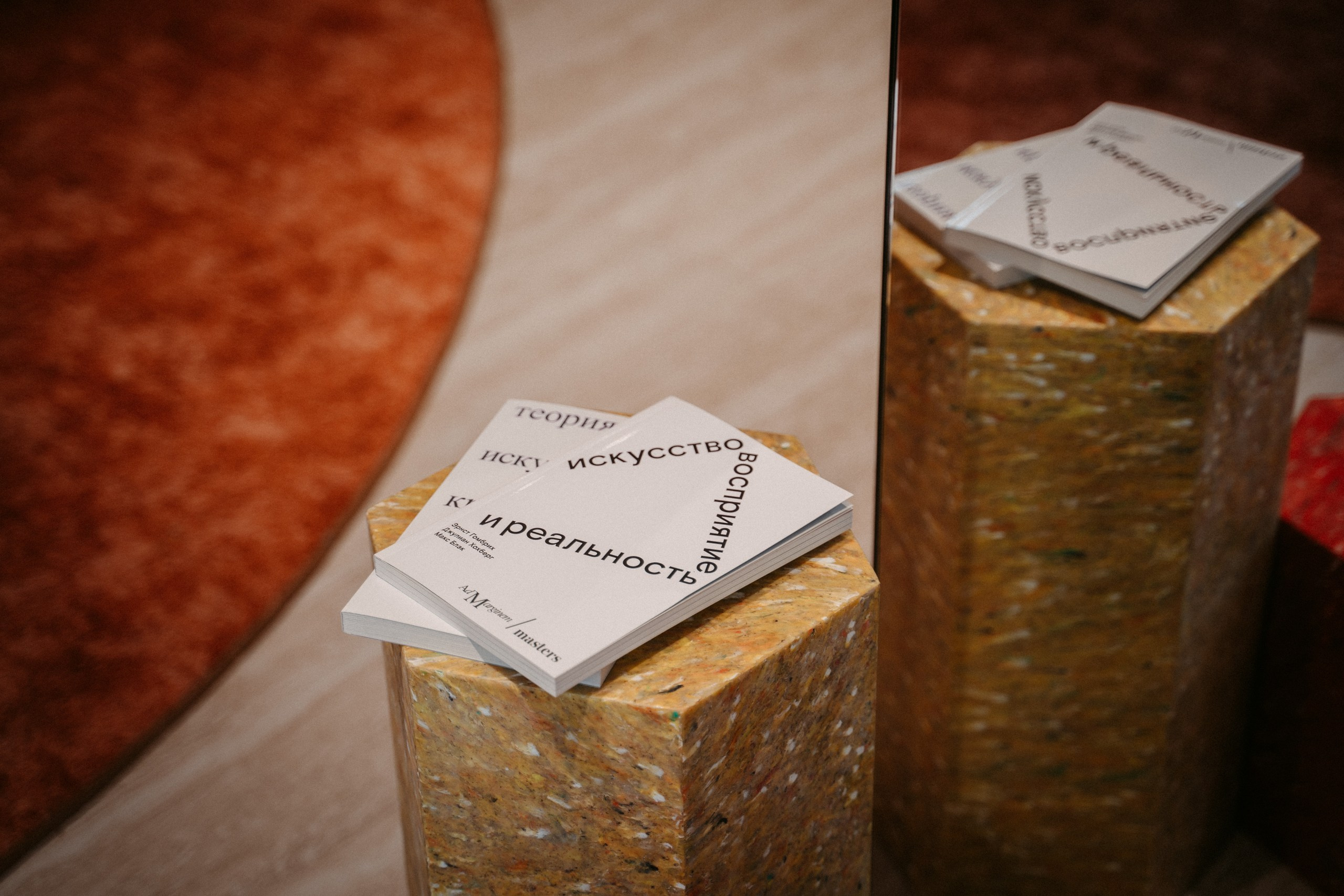 Round Around. Саша Копылов, фотограф в Казани