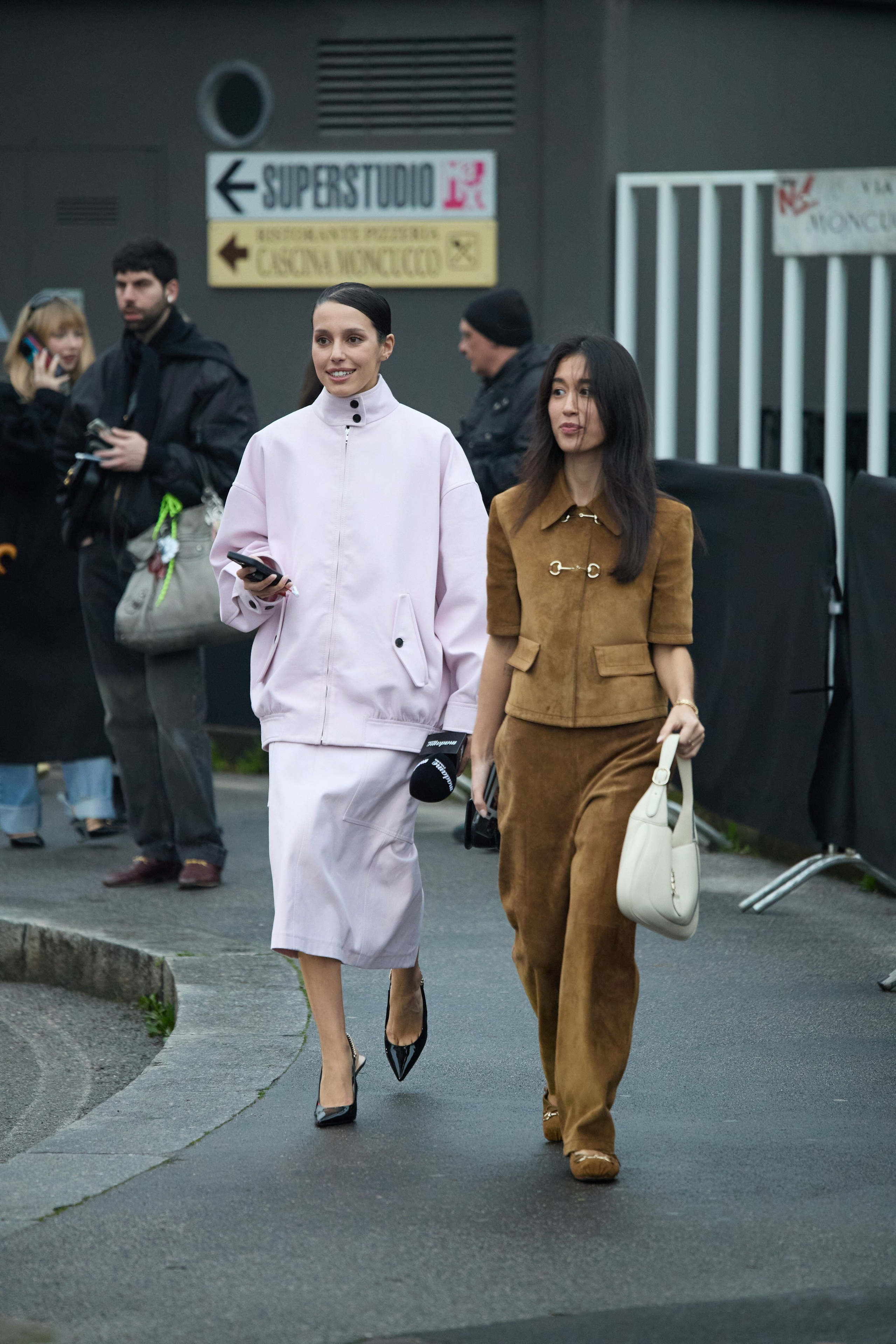 Gucci Women’s Collection / Fall — Winter 2025-2026. Photographer in Milan Ivan Goncharov