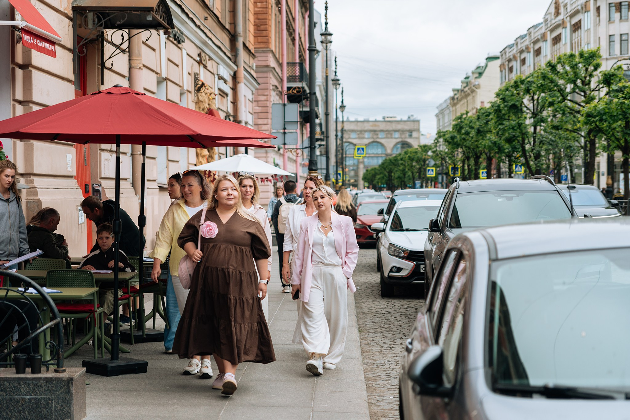 Прогулка по Питеру. Июнь 26. Репортажный фотограф в Санкт-Петербурге Анастасия Клёпова