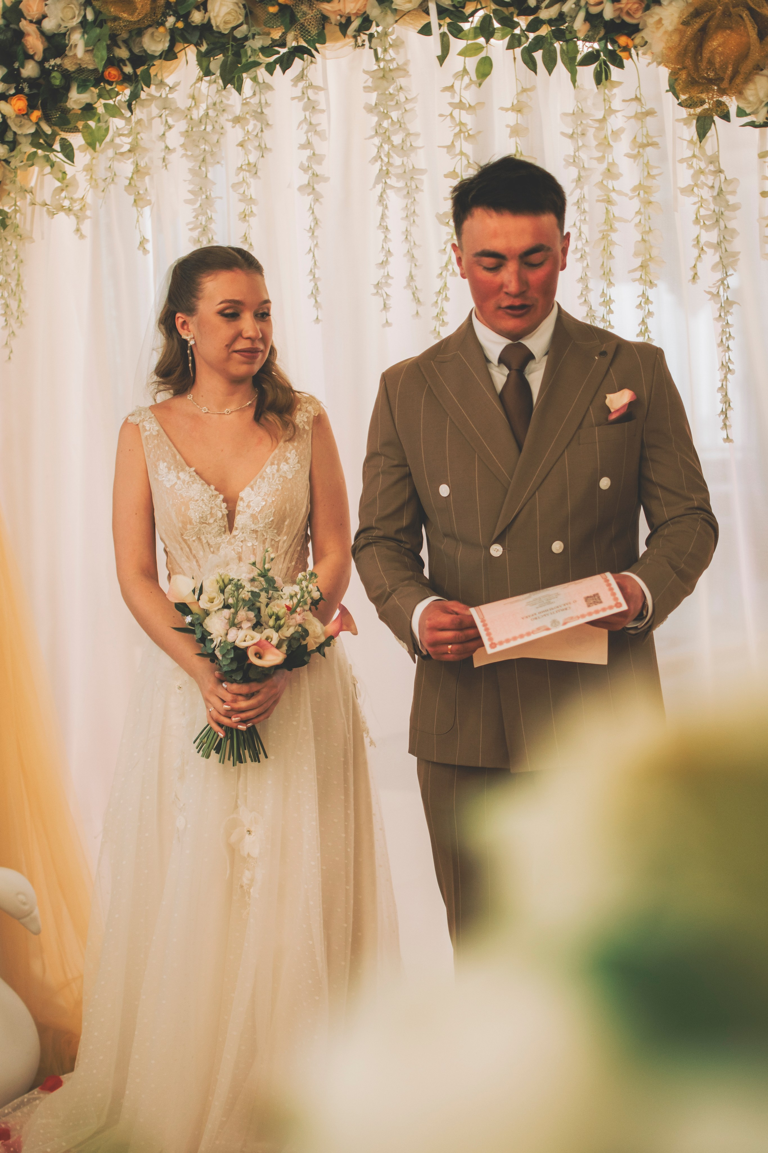 Альберт и Анастасия (Студийная фотосессия, роспись в ДК Нефтяник + фотосессия с гостями). Семейный и свадебный фотограф Губкинский и Ставрополь