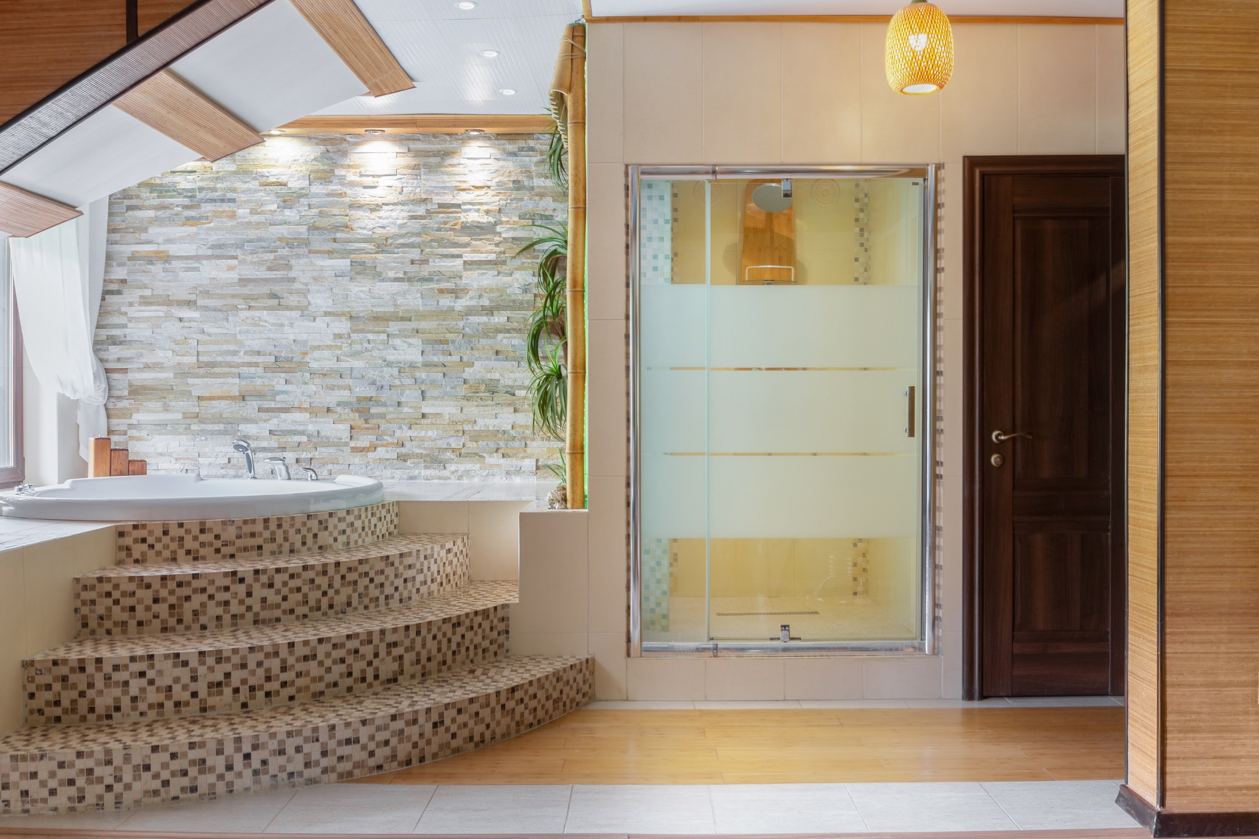 Квартира для продажи в городе Дивногорске с хоумстейджингом. Интерьерный фотограф и ретушер в Красноярске Денис Антропов