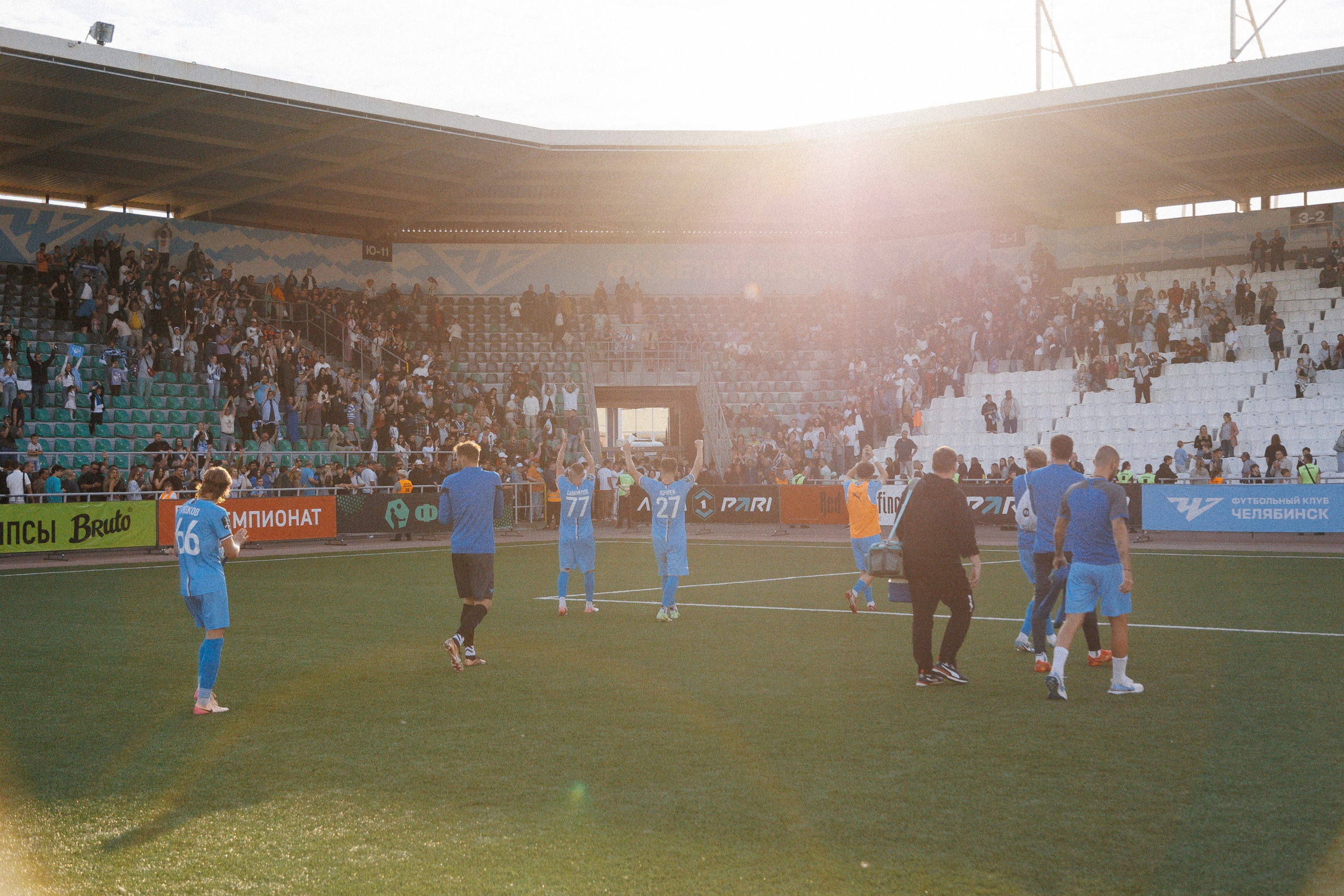 ФК ЧЕЛЯБИНСК Х ФК ВОЛГА. Репортажный фотограф Макс Брагин