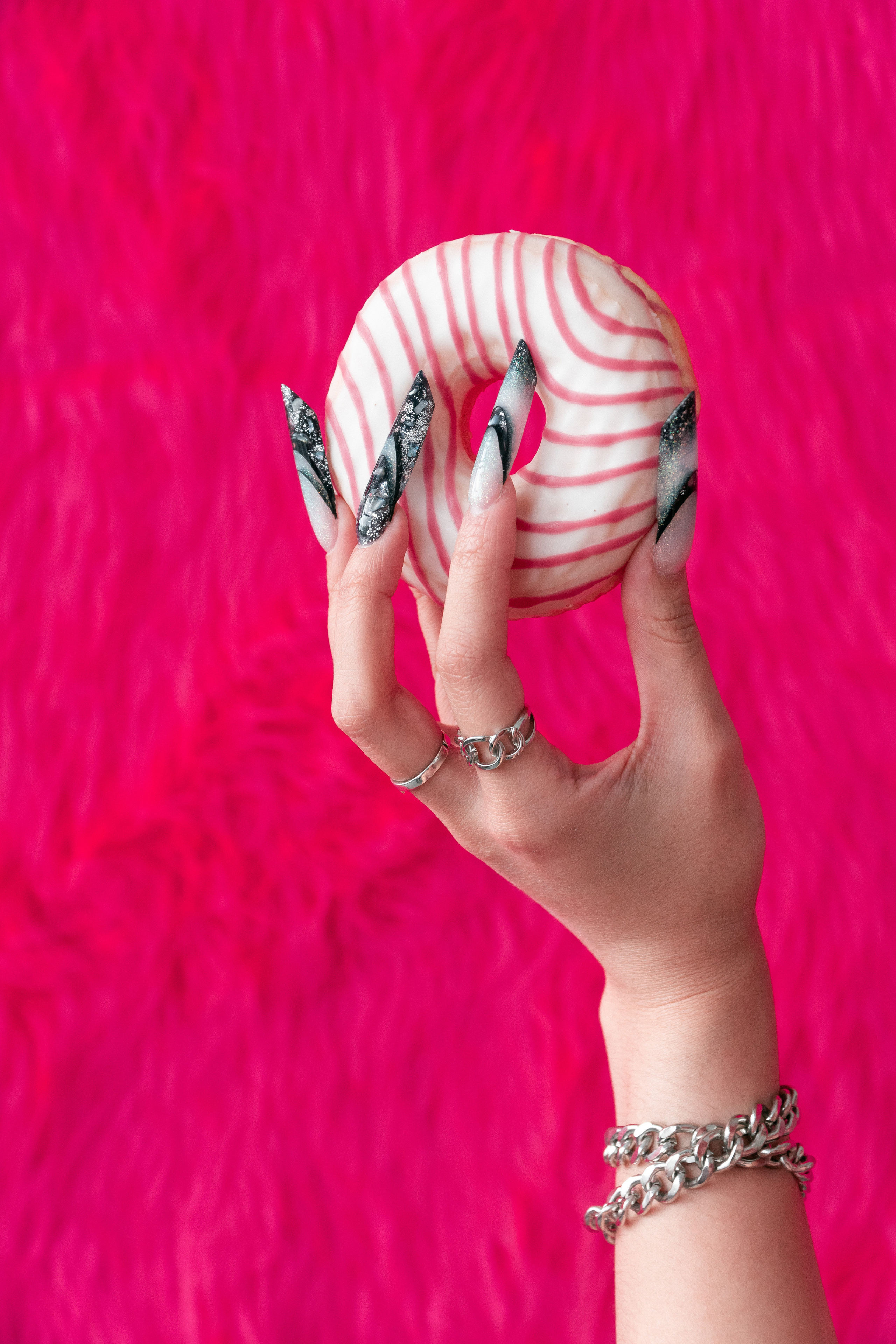 Съемка для мастера по маникюру. Фотосъемки в Санкт-Петербурге и Ленинградской области