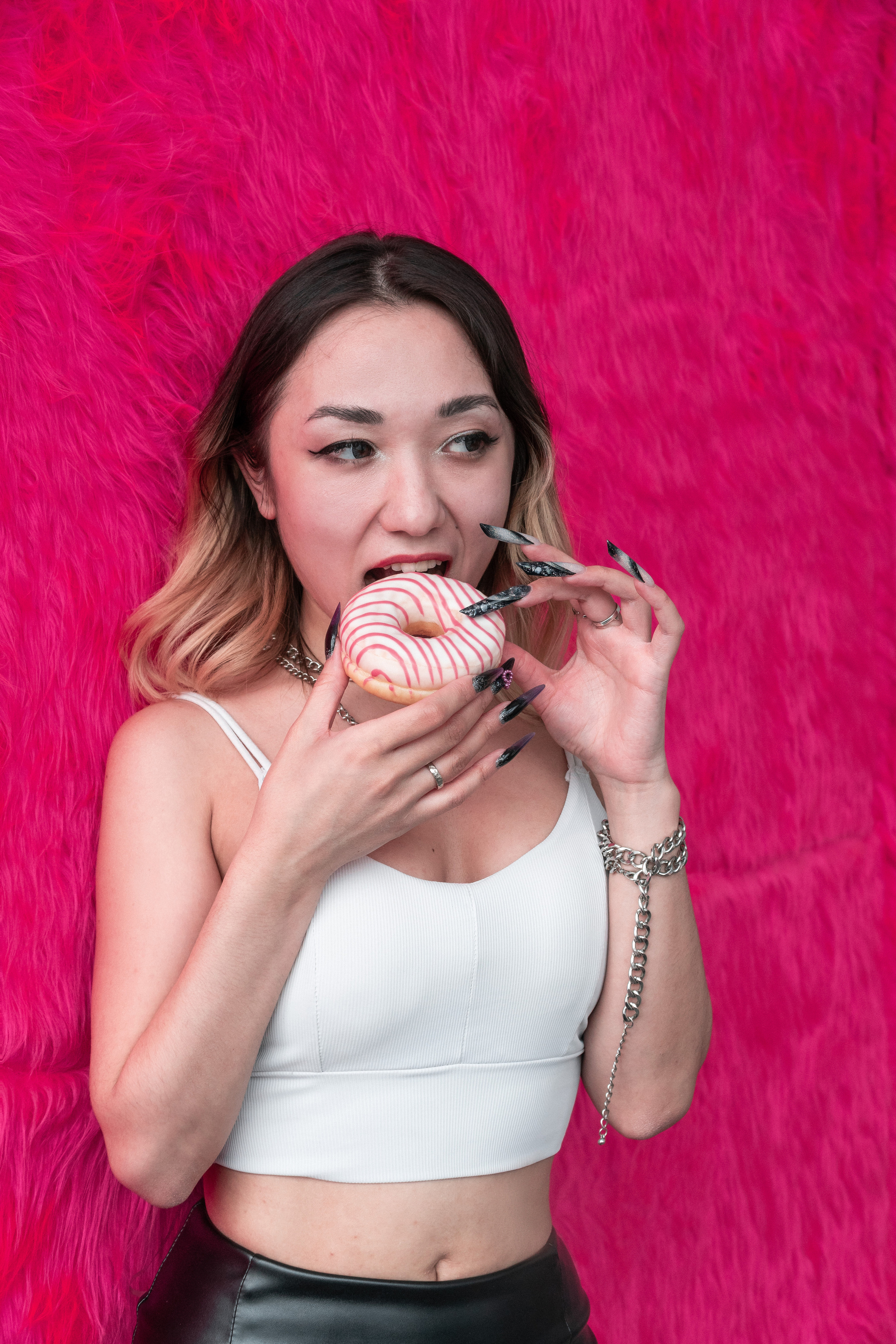 Съемка для мастера по маникюру. Фотосъемки в Санкт-Петербурге и Ленинградской области